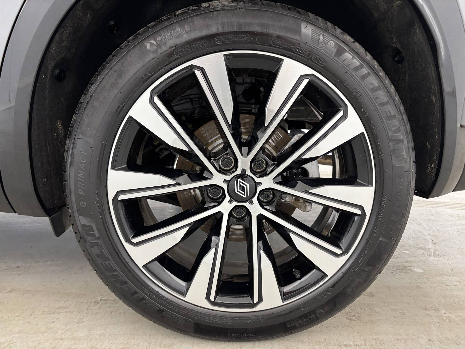 Vente en ligne Renault Espace Espace E-Tech full hybrid 200 GSR2 au prix de 34 690 €