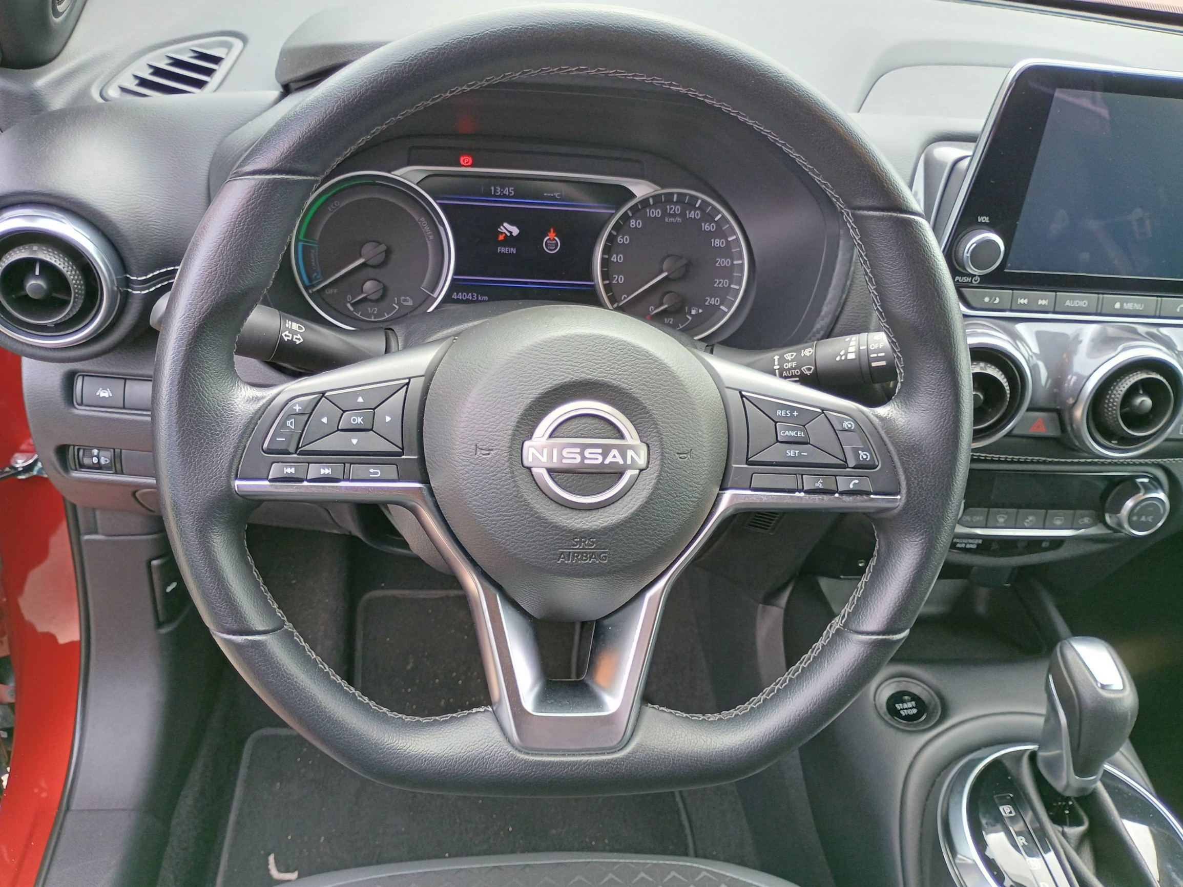 Vente en ligne Nissan Juke JUKE HYBRIDE 143 CH au prix de 19 990 €