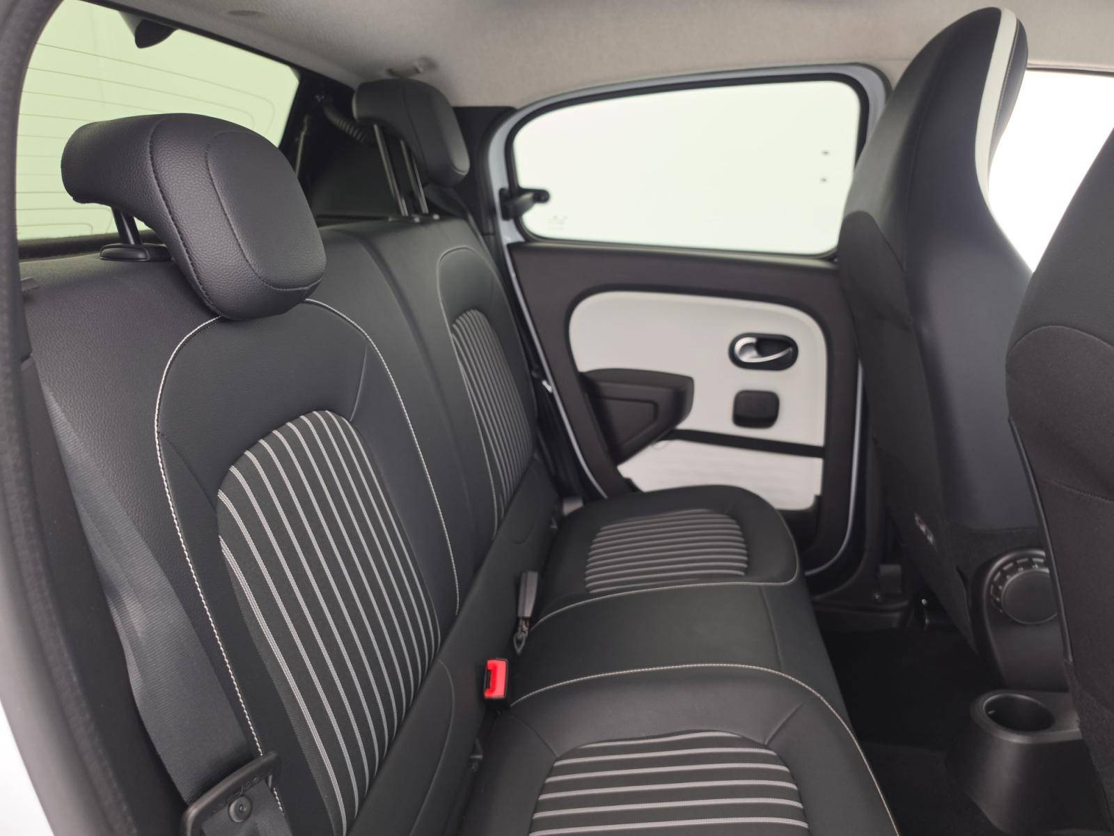 Vente en ligne Renault Twingo Electrique Twingo III E-Tech au prix de 14 490 €