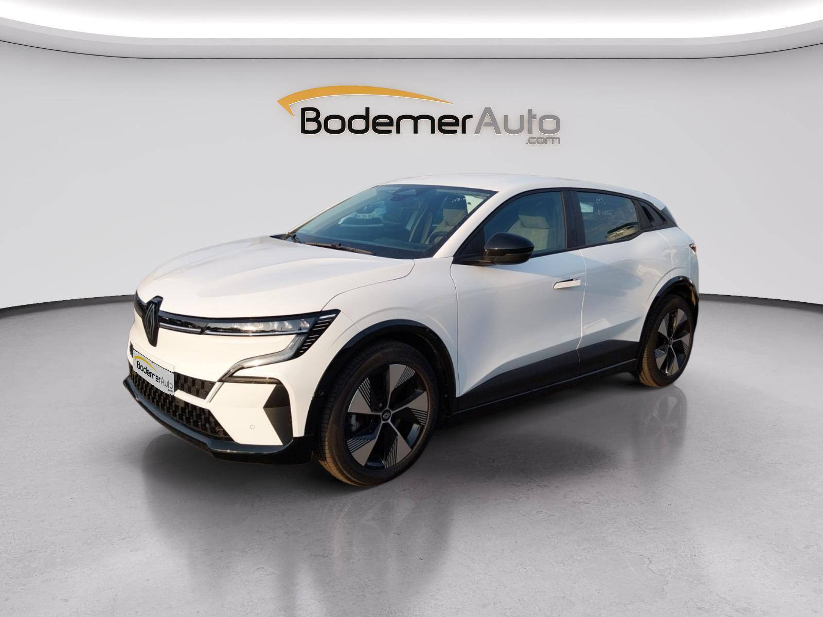 Renault Megane E-Tech  EV40 130ch standard charge occasion de 2023 en vente à Brest