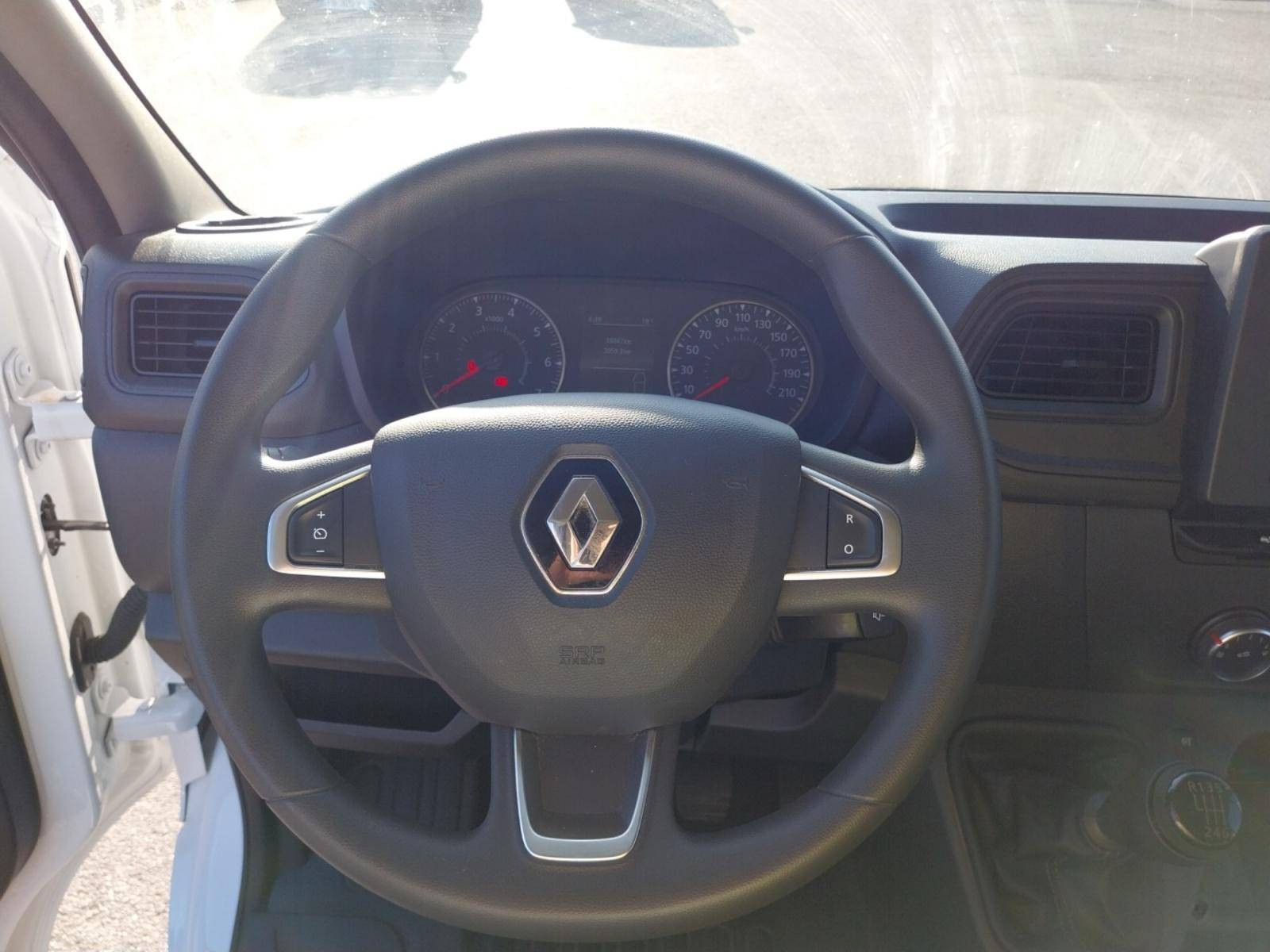 Vente en ligne Renault Master Fourgon MASTER FGN TRAC F3500 L3H3 BLUE DCI 135 au prix de 26 990 €