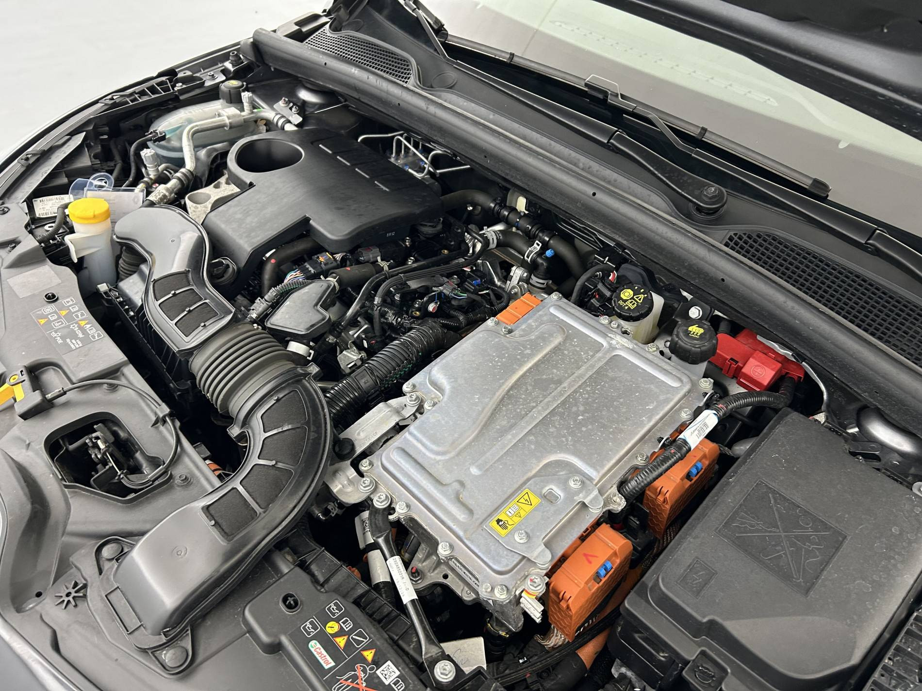 Vente en ligne Renault Clio 5 Clio E-Tech full hybrid 145 ch GSR2 au prix de 19 290 €