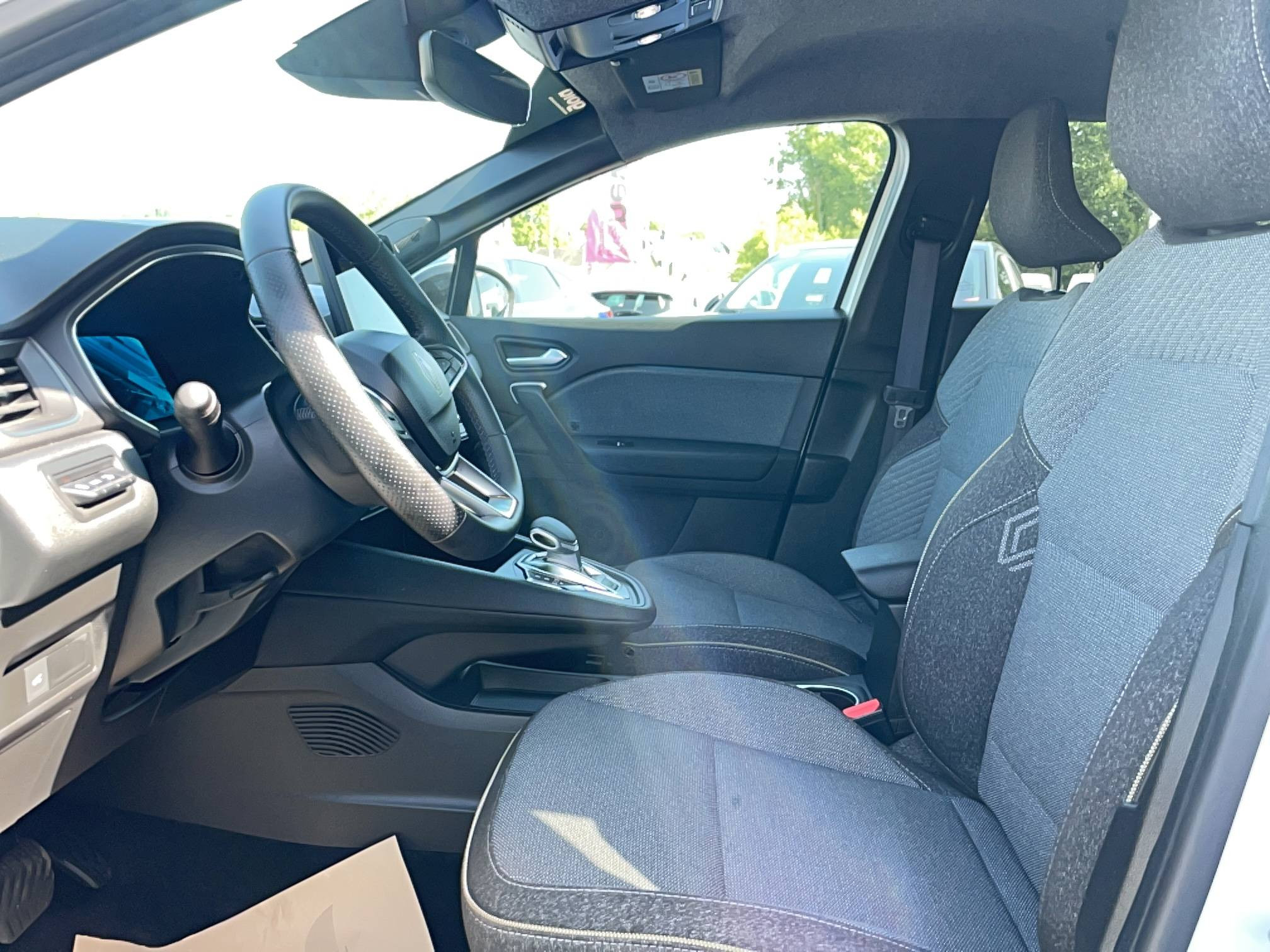 Vente en ligne Renault Symbioz  E-Tech full hybrid 145 au prix de 27 490 €