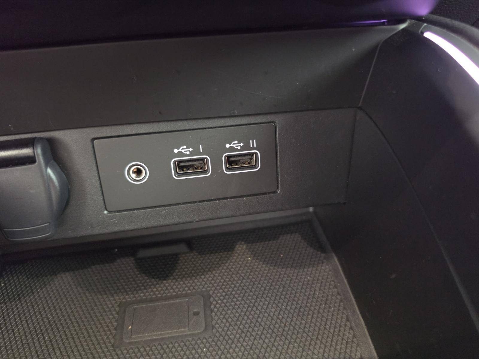 Vente en ligne Renault Clio 5 Clio E-Tech full hybrid 145 au prix de 20 890 €