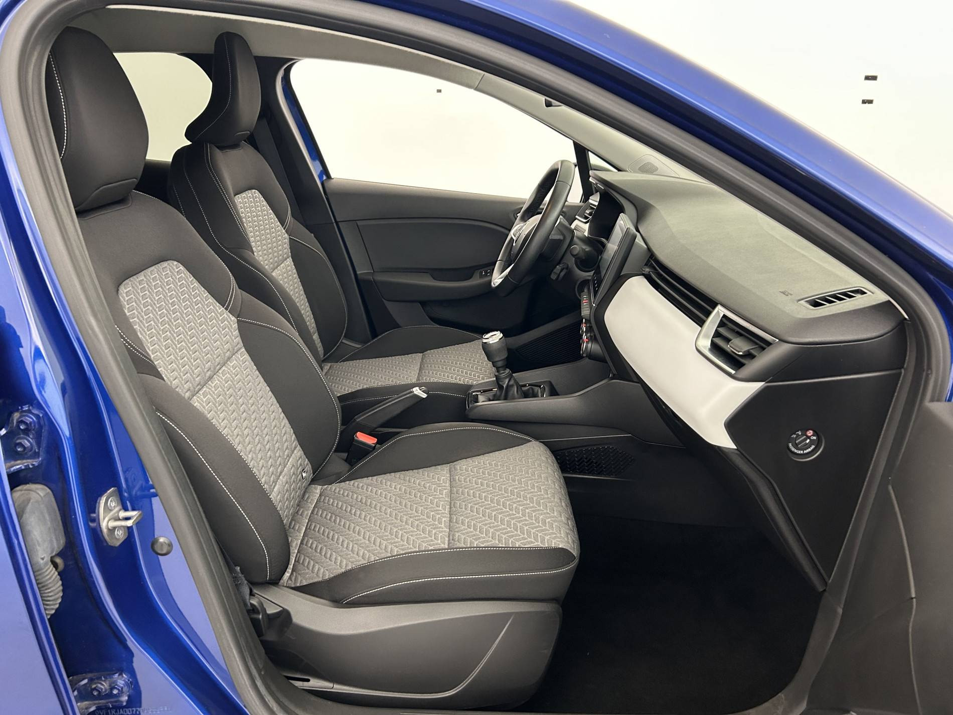Vente en ligne Renault Clio 5 Clio TCe 90 au prix de 14 230 €