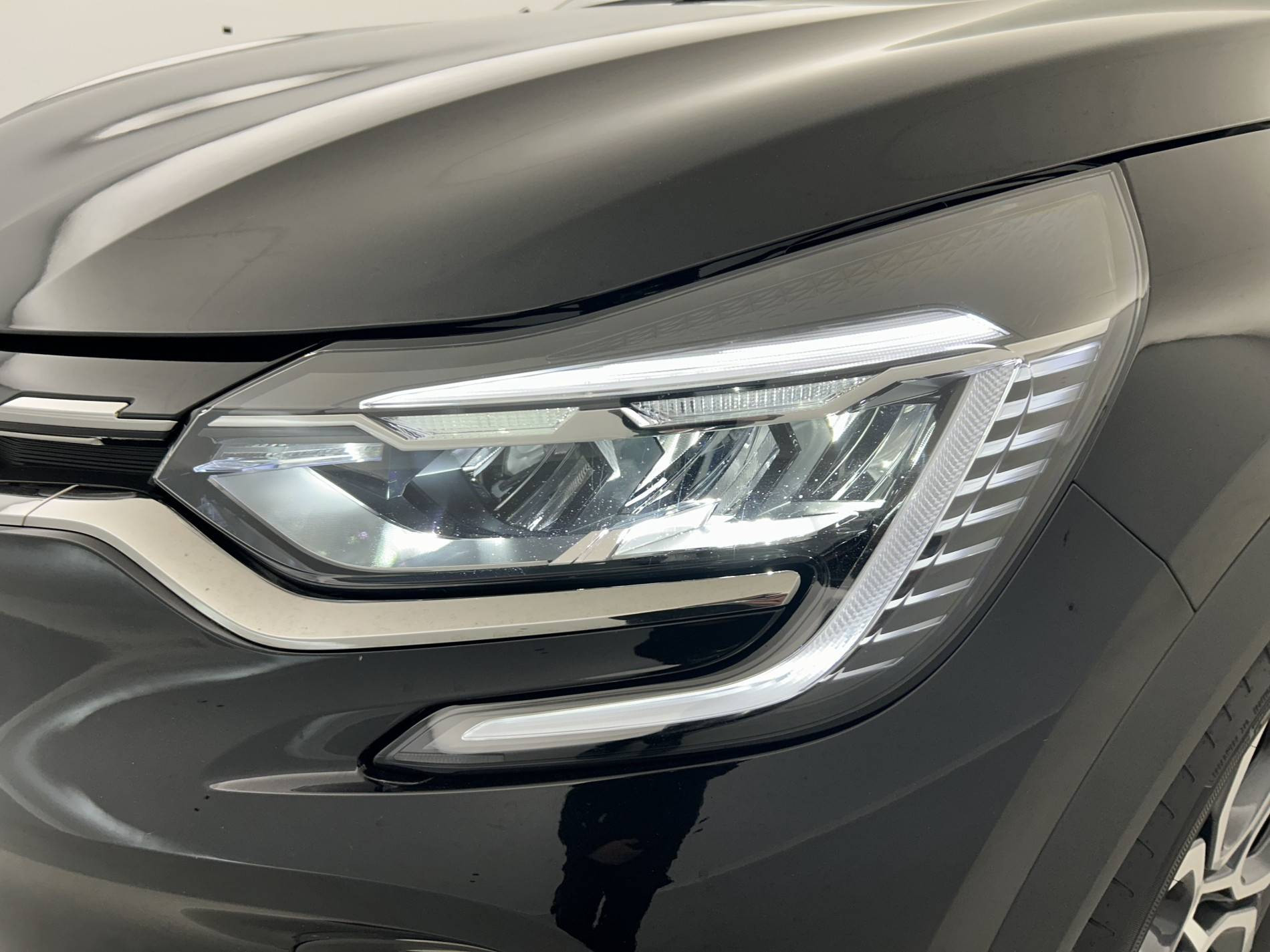 Vente en ligne Renault Captur  mild hybrid 140 au prix de 18 990 €