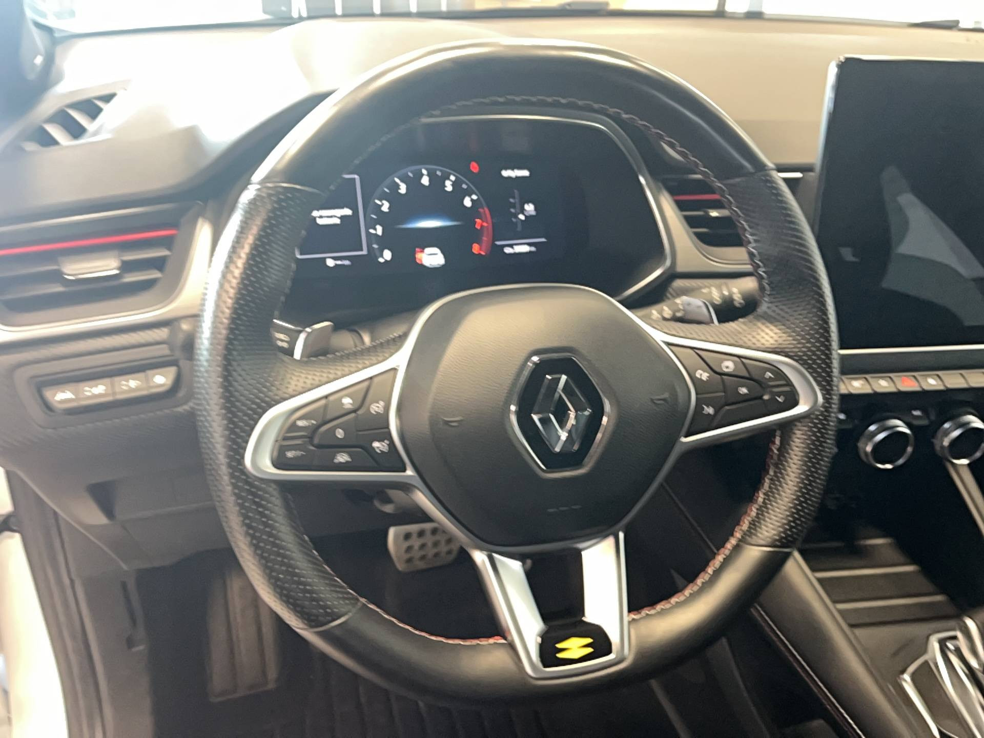 Vente en ligne Renault Captur  mild hybrid 160 EDC au prix de 19 900 €