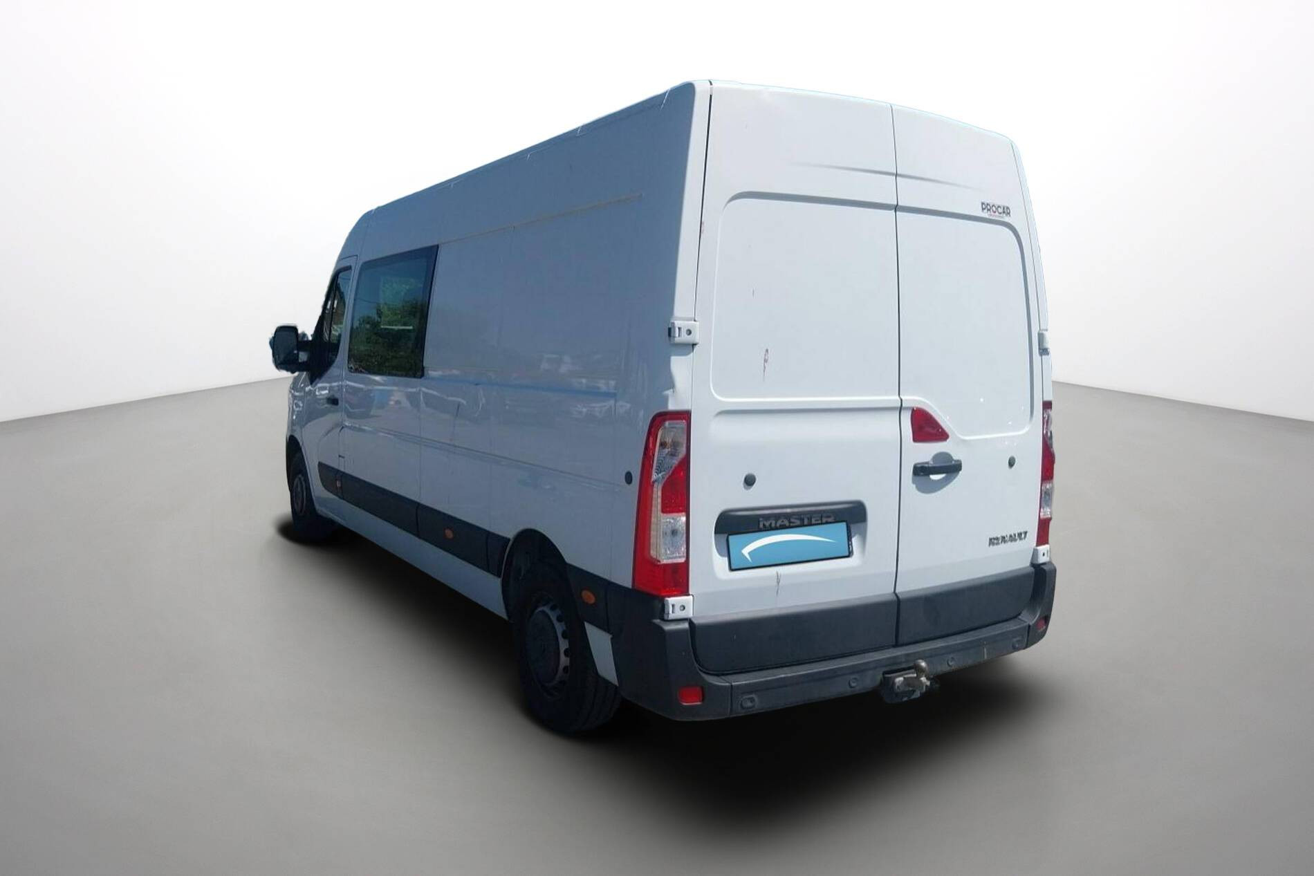 Vente en ligne Renault Master Fourgon MASTER CA TRAC F3500 L3H2 BLUE DCI 135 au prix de 24 990 €