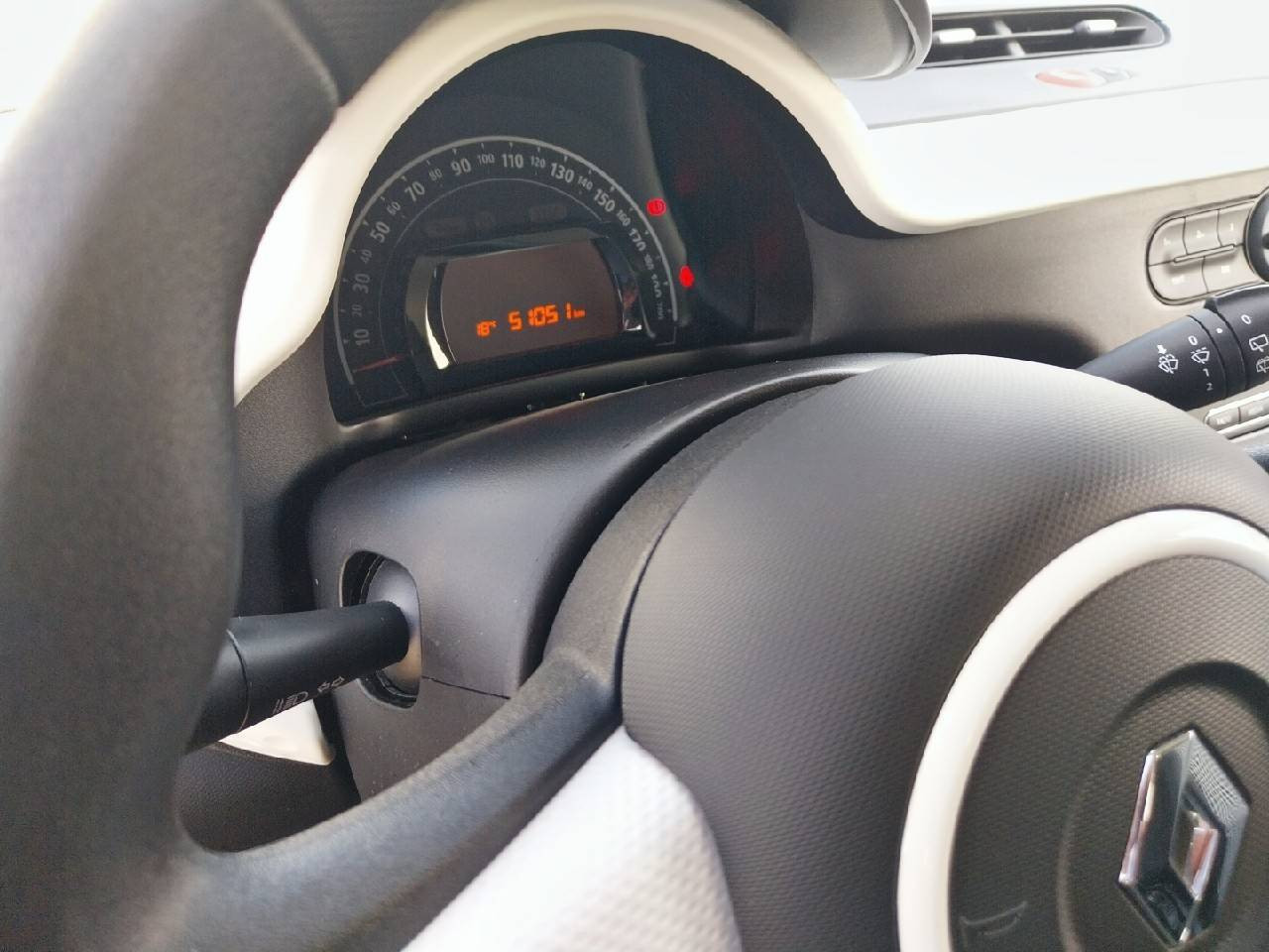 Vente en ligne Renault Twingo 3  SCe 65 - 20 au prix de 10 490 €