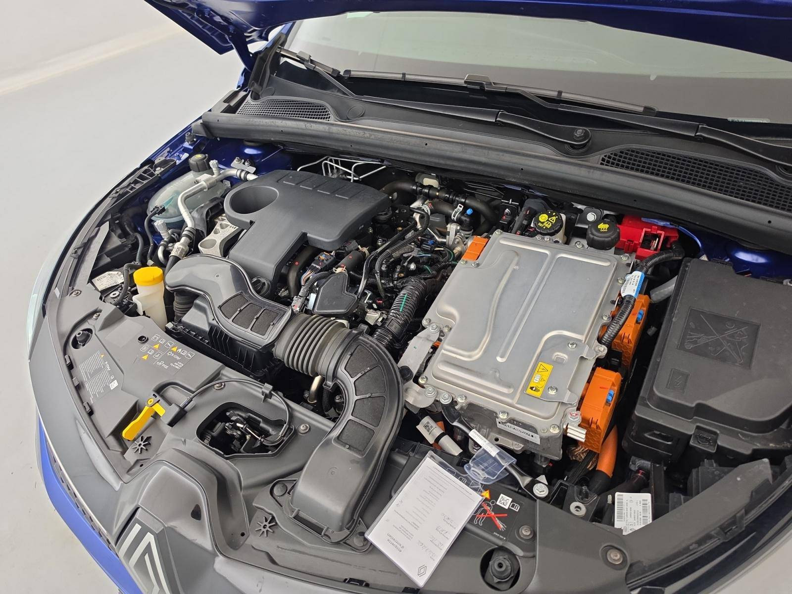 Vente en ligne Renault Clio 5 Clio E-Tech full hybrid 145 ch GSR2 au prix de 21 390 €