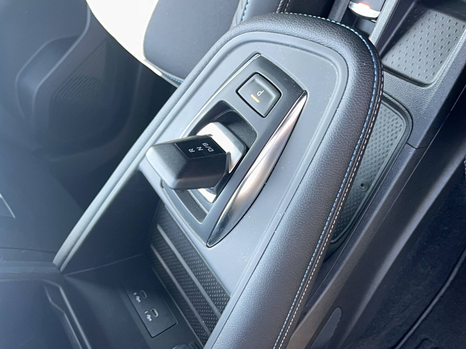 Vente en ligne Renault Symbioz  E-Tech full hybrid 160 ch au prix de 38 490 €