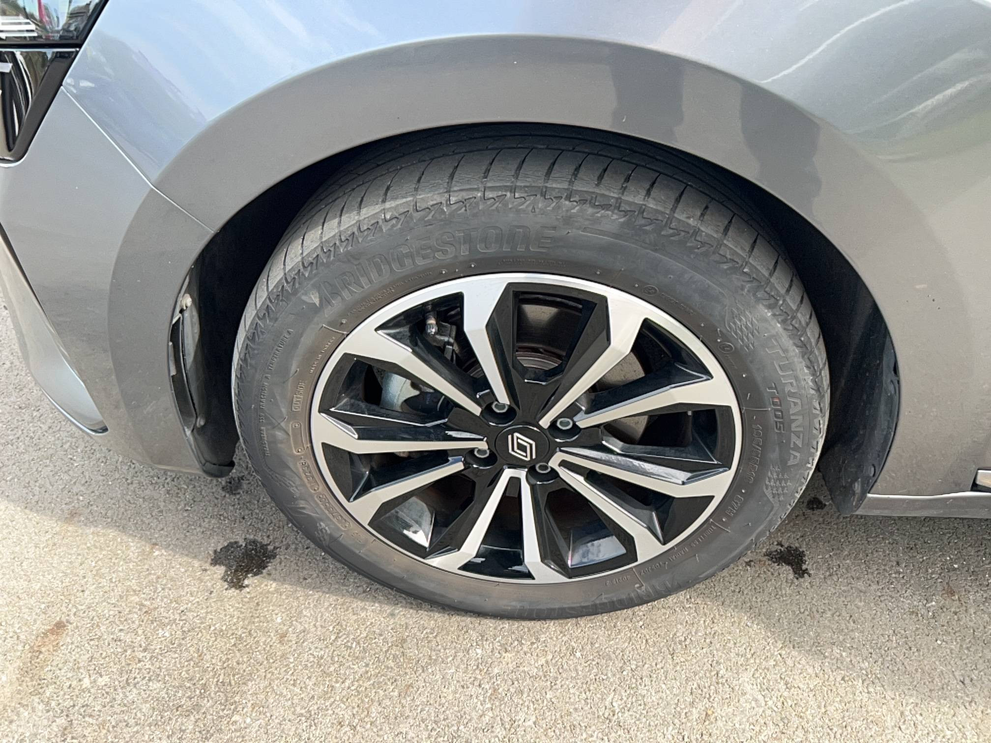 Vente en ligne Renault Clio 5 Clio E-Tech full hybrid 145 au prix de 18 590 €