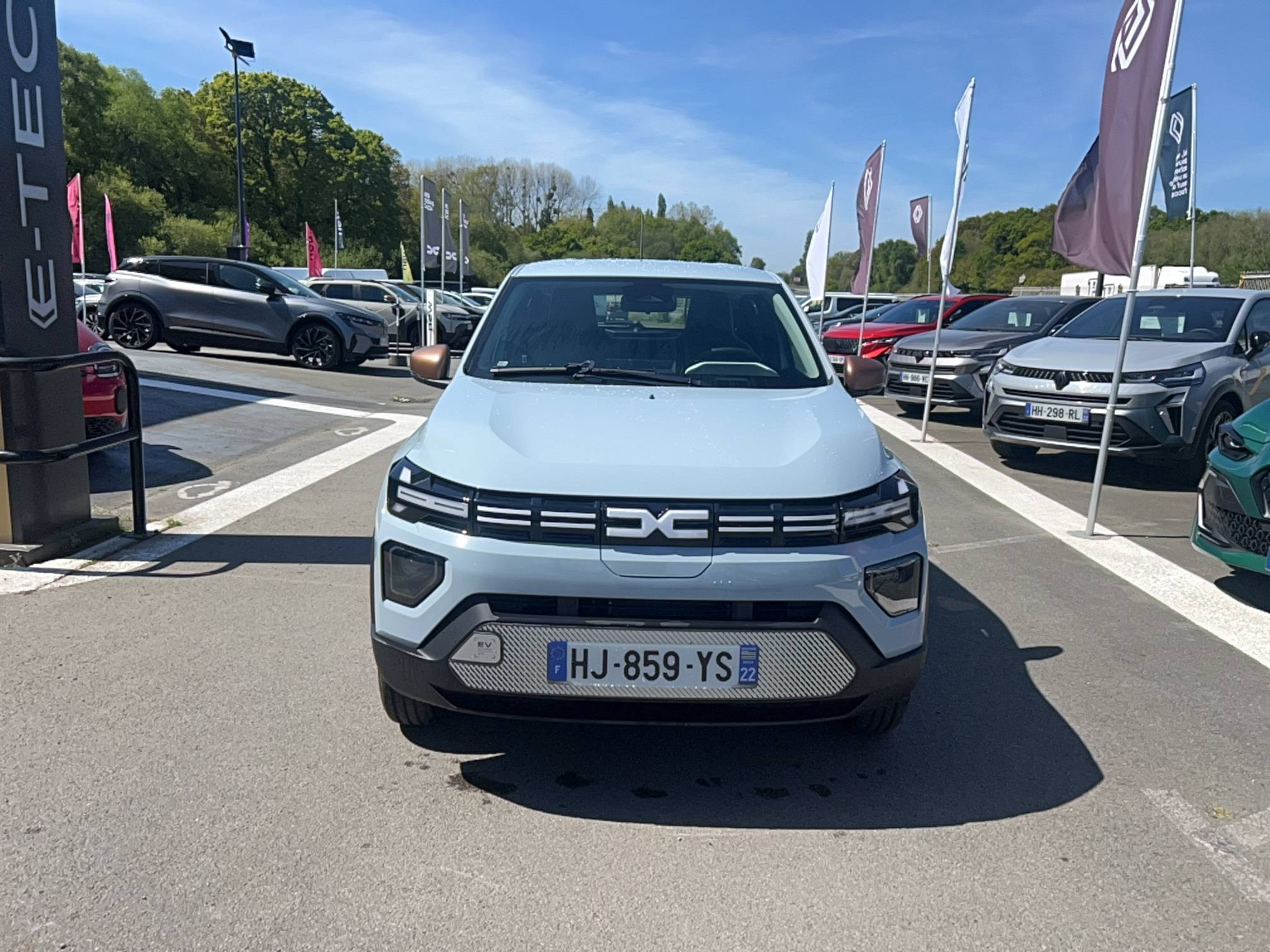 Vente en ligne Dacia Spring  electric 100 au prix de 19 990 €