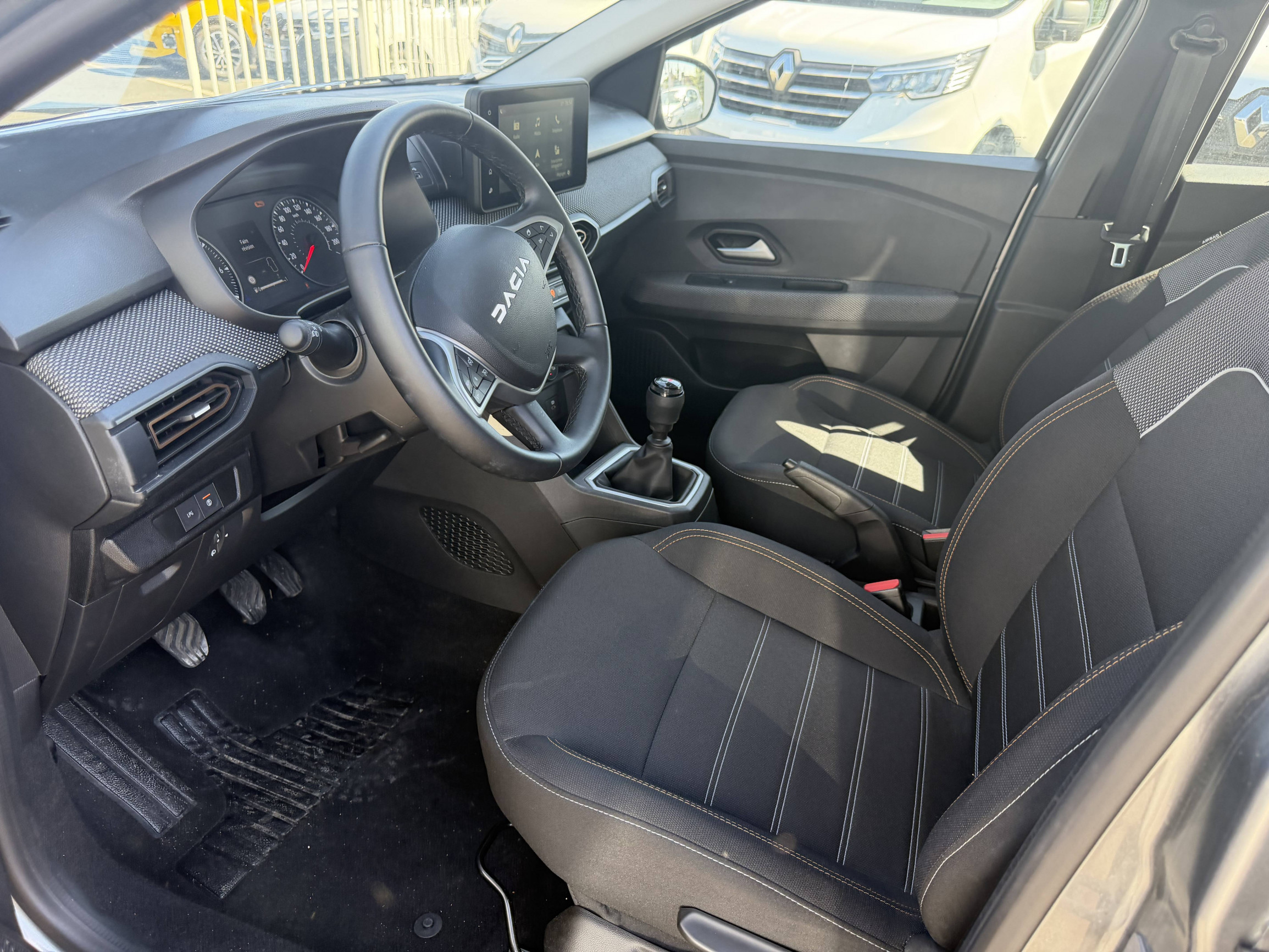 Vente en ligne Dacia Sandero  ECO-G 100 GSR2 au prix de 15 490 €