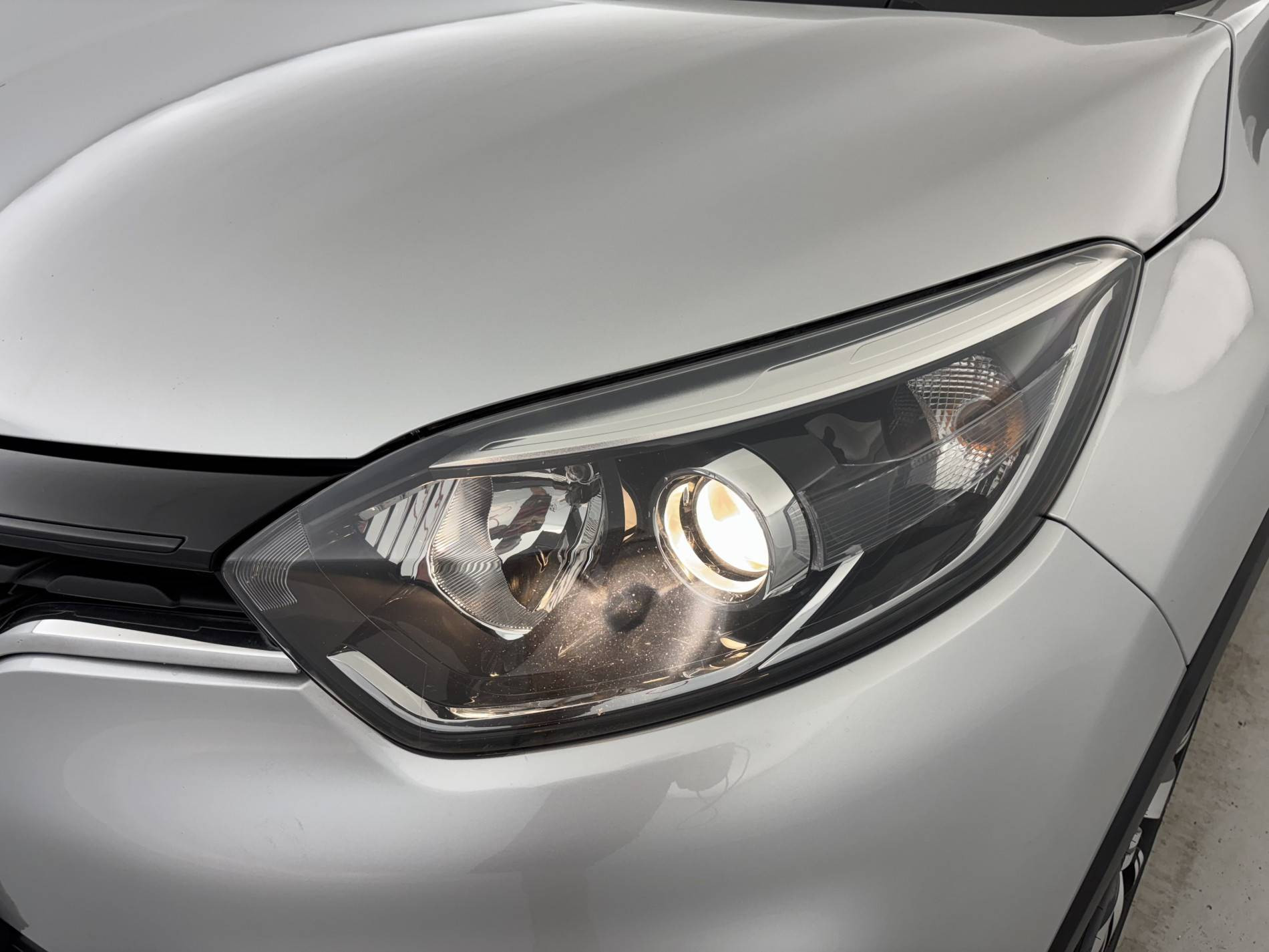 Vente en ligne Renault Captur Captur TCe 90 - 19 au prix de 11 990 €