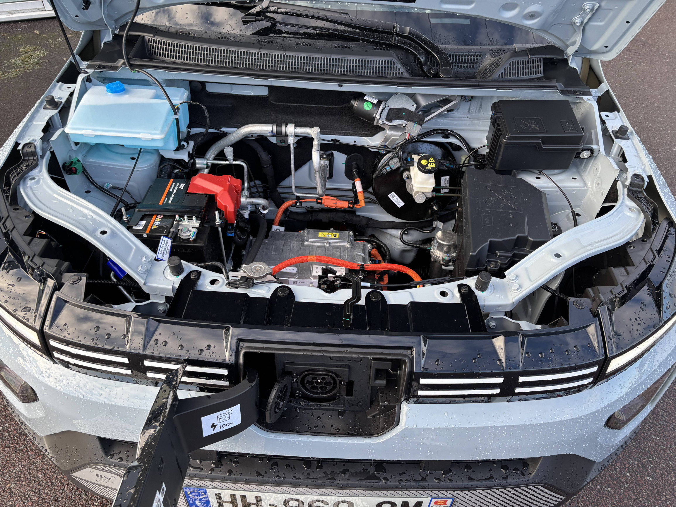 Vente en ligne Dacia Spring  electric 100 au prix de 19 900 €