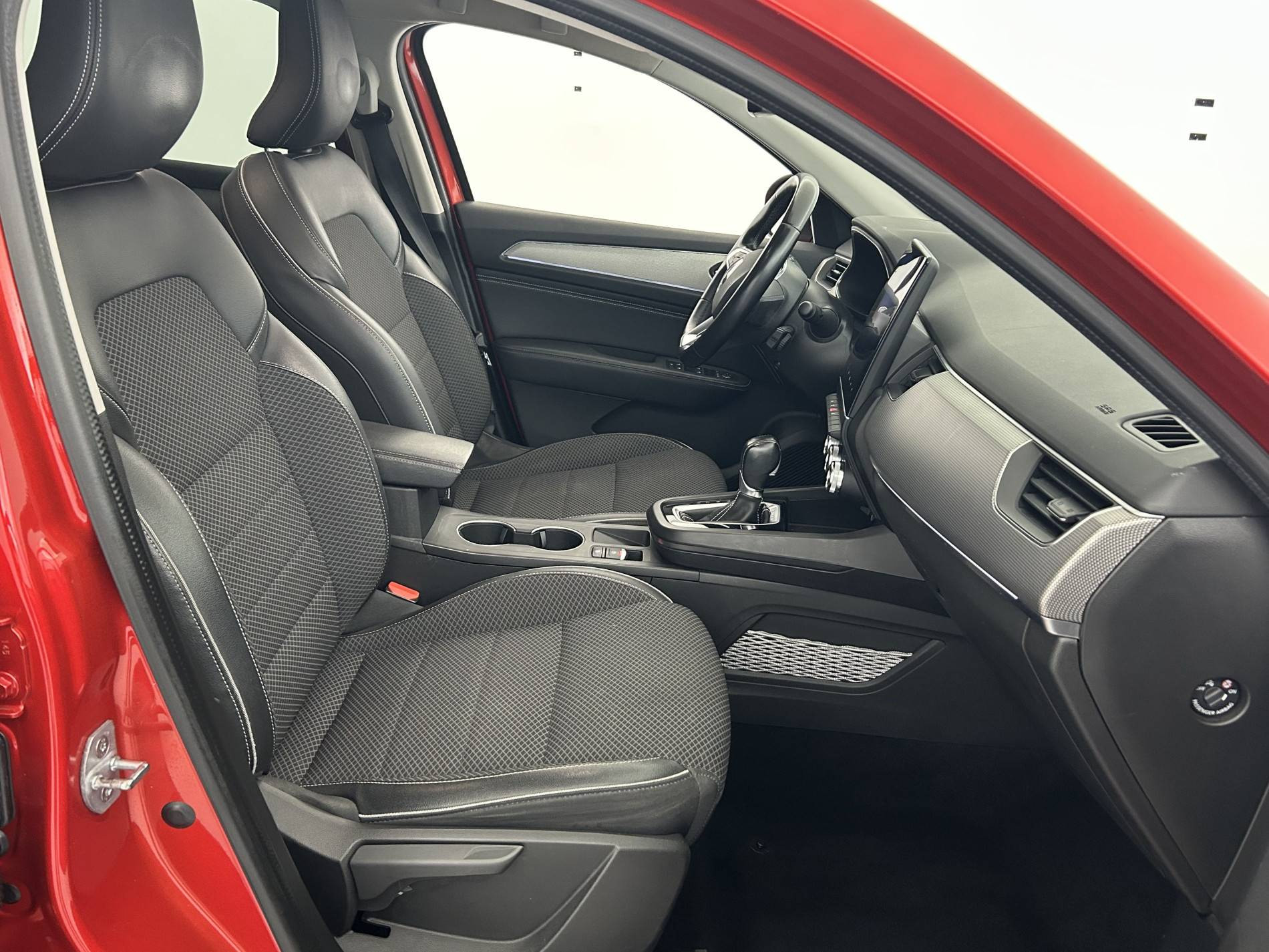 Vente en ligne Renault Arkana  E-Tech 145 - 21B au prix de 15 990 €