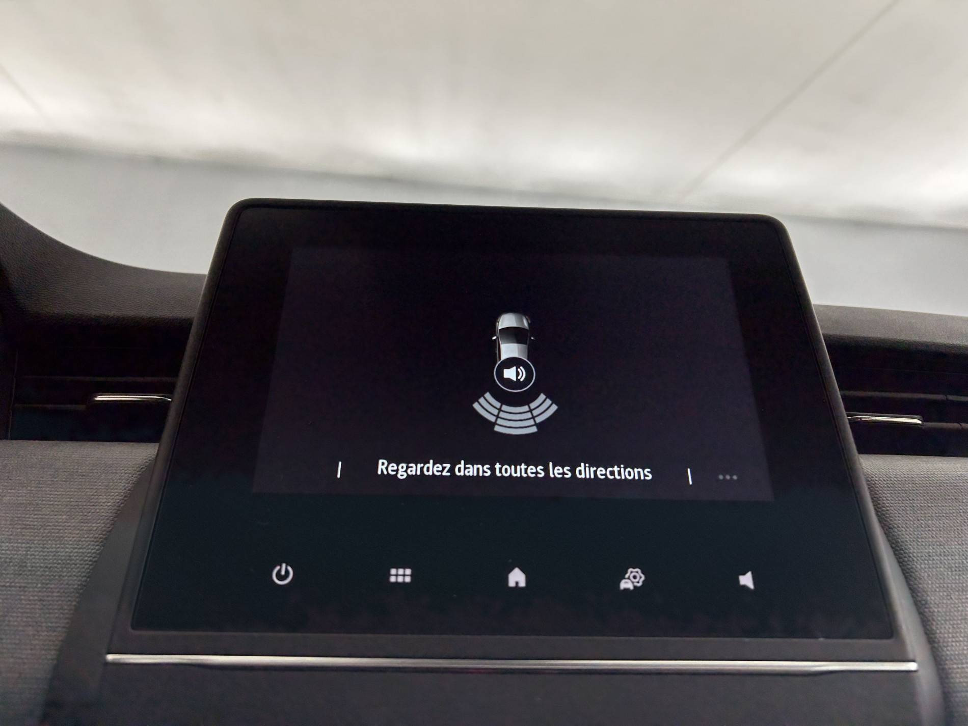 Vente en ligne Renault Clio 5 Clio E-Tech full hybrid 145 ch GSR2 au prix de 19 900 €