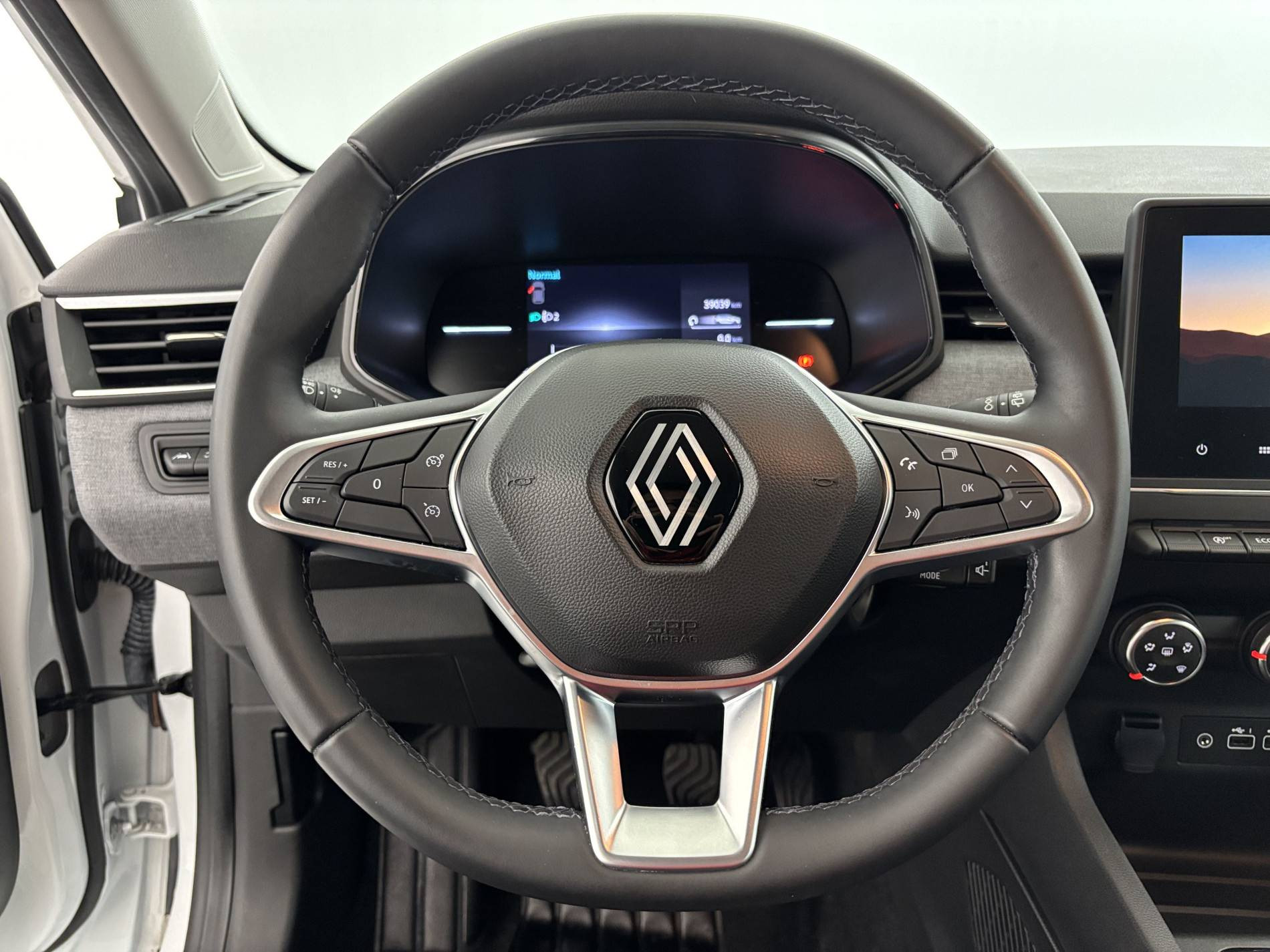 Vente en ligne Renault Clio 5 Clio TCe 90 au prix de 14 690 €