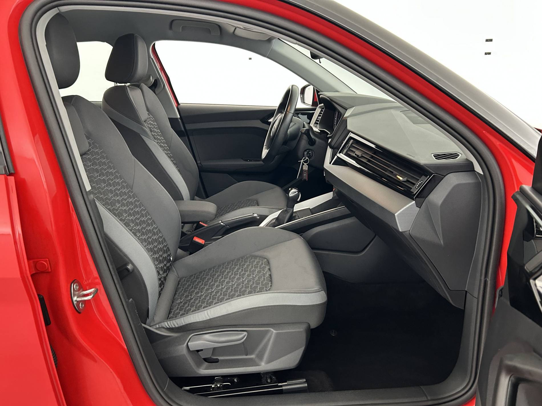 Vente en ligne Audi A1 Sportback  25 TFSI 95 ch S tronic 7 au prix de 22 290 €