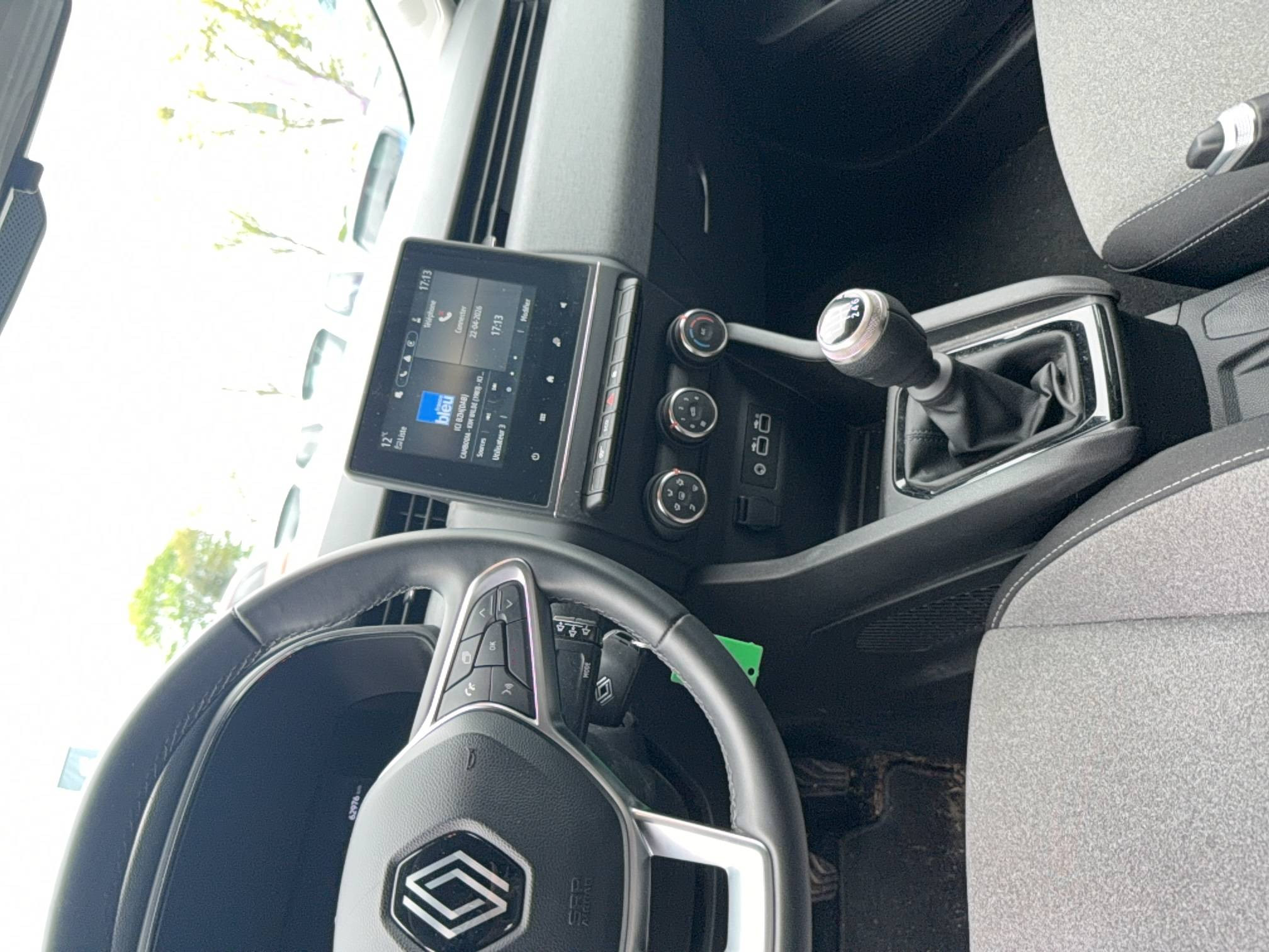 Vente en ligne Renault Clio 5 Clio TCe 100 GPL au prix de 14 490 €