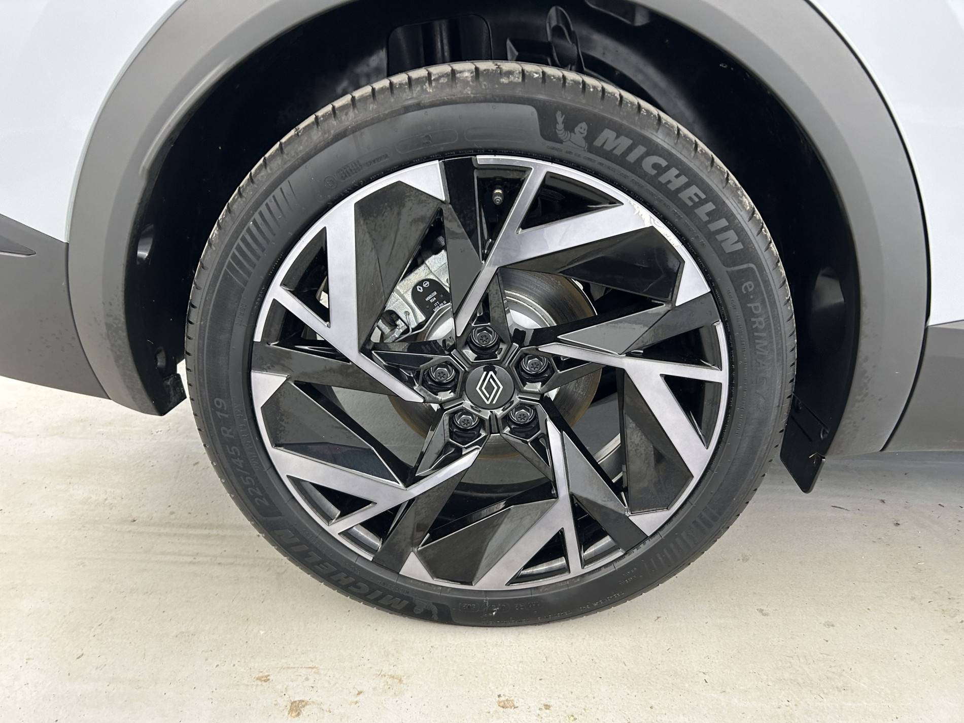 Vente en ligne Renault Symbioz  E-Tech full hybrid 145 au prix de 28 690 €