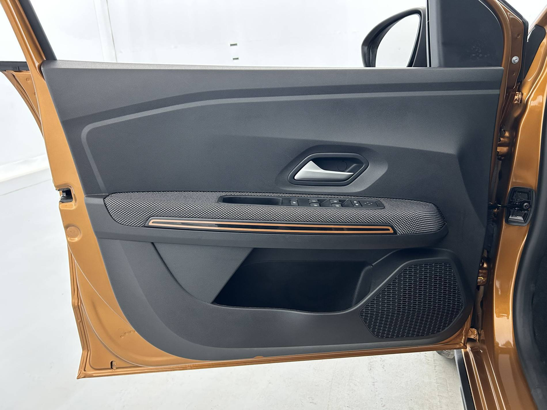 Vente en ligne Dacia Sandero  ECO-G 100 au prix de 15 490 €