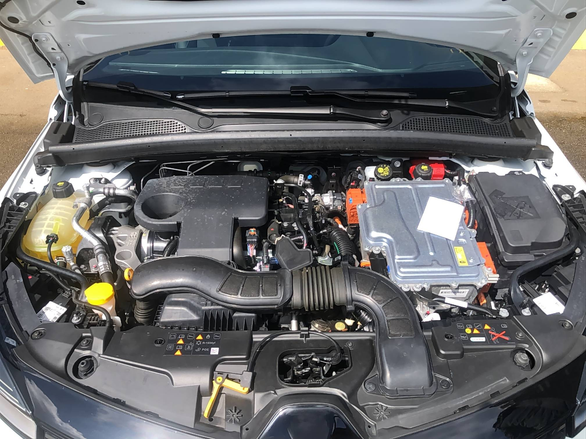 Vente en ligne Renault Clio 5 Clio E-Tech full hybrid 145 au prix de 20 890 €