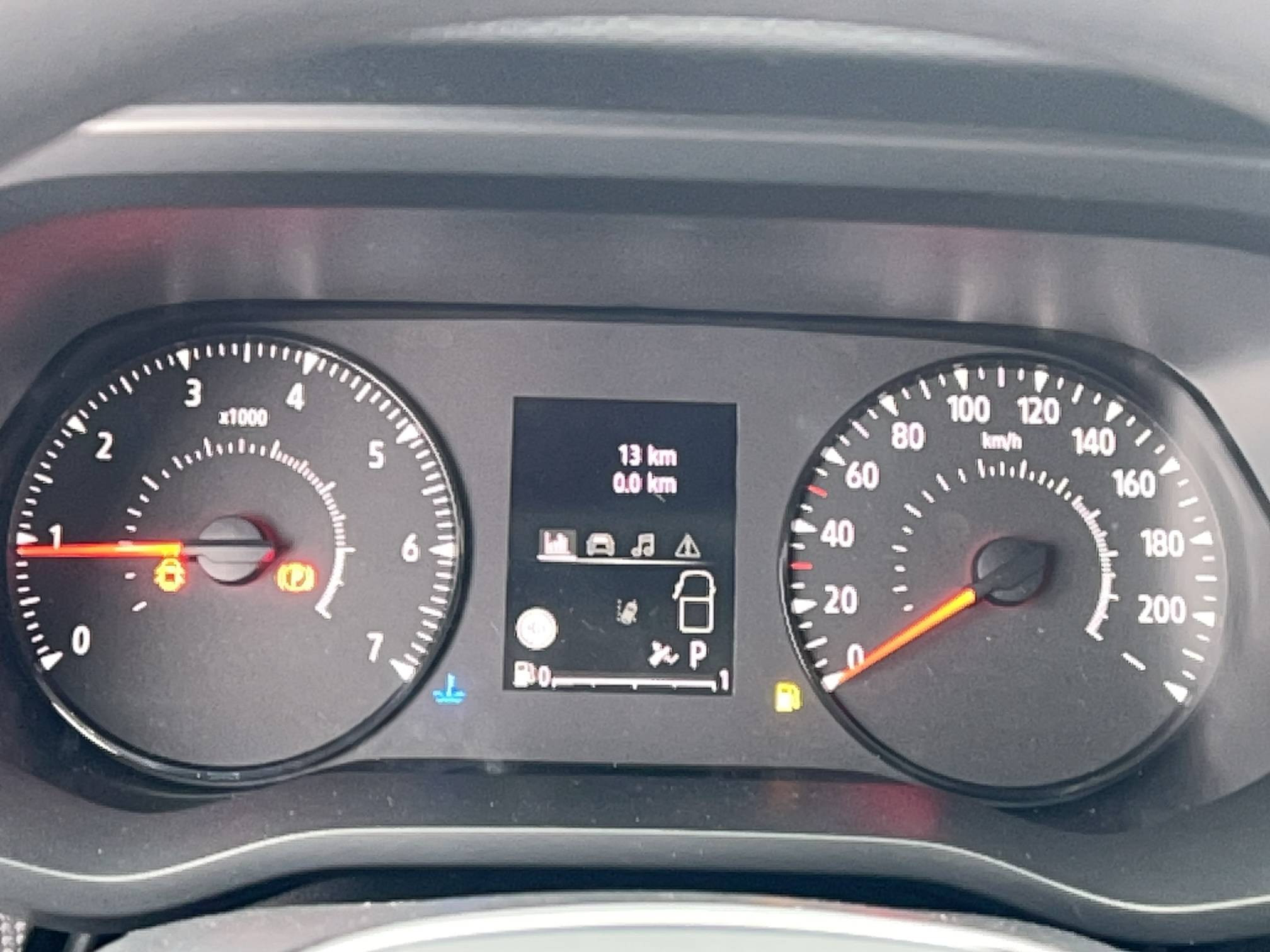 Vente en ligne Renault Trafic 3 Fourgon TRAFIC FGN L1H1 2T8 BLUE DCI 150 EDC GSR2 au prix de 29 991 €