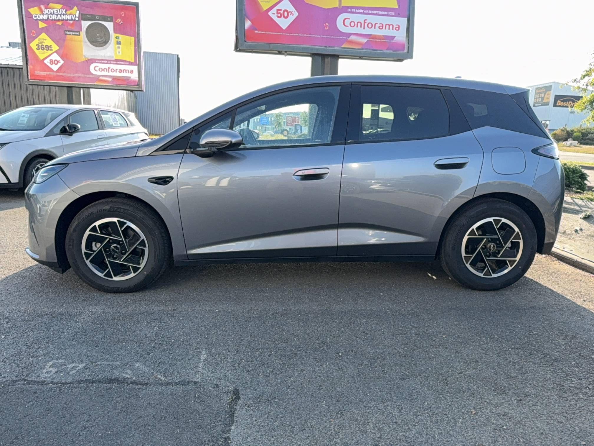 Vente en ligne Byd Dolphin G  1.5 DM-i PHEV 212 ch au prix de 24 290 €