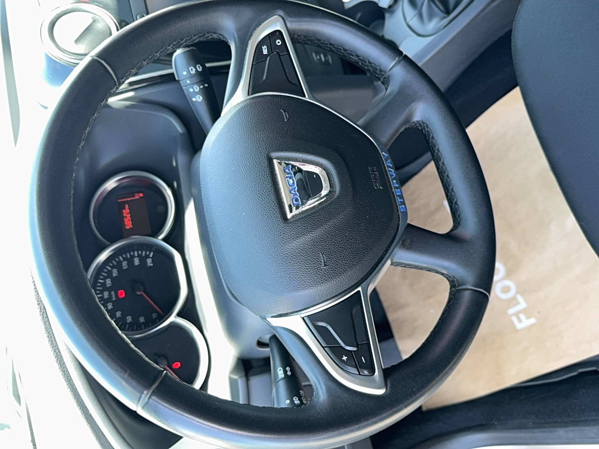 Vente en ligne Dacia Sandero  dCi 90 Easy-R au prix de 11 790 €