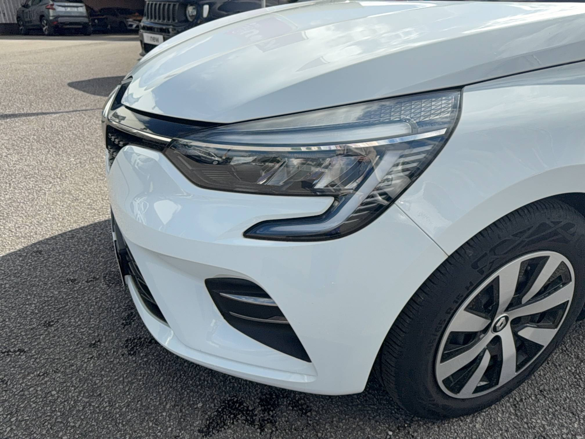 Vente en ligne Renault Clio 5 Clio TCe 90 au prix de 14 990 €