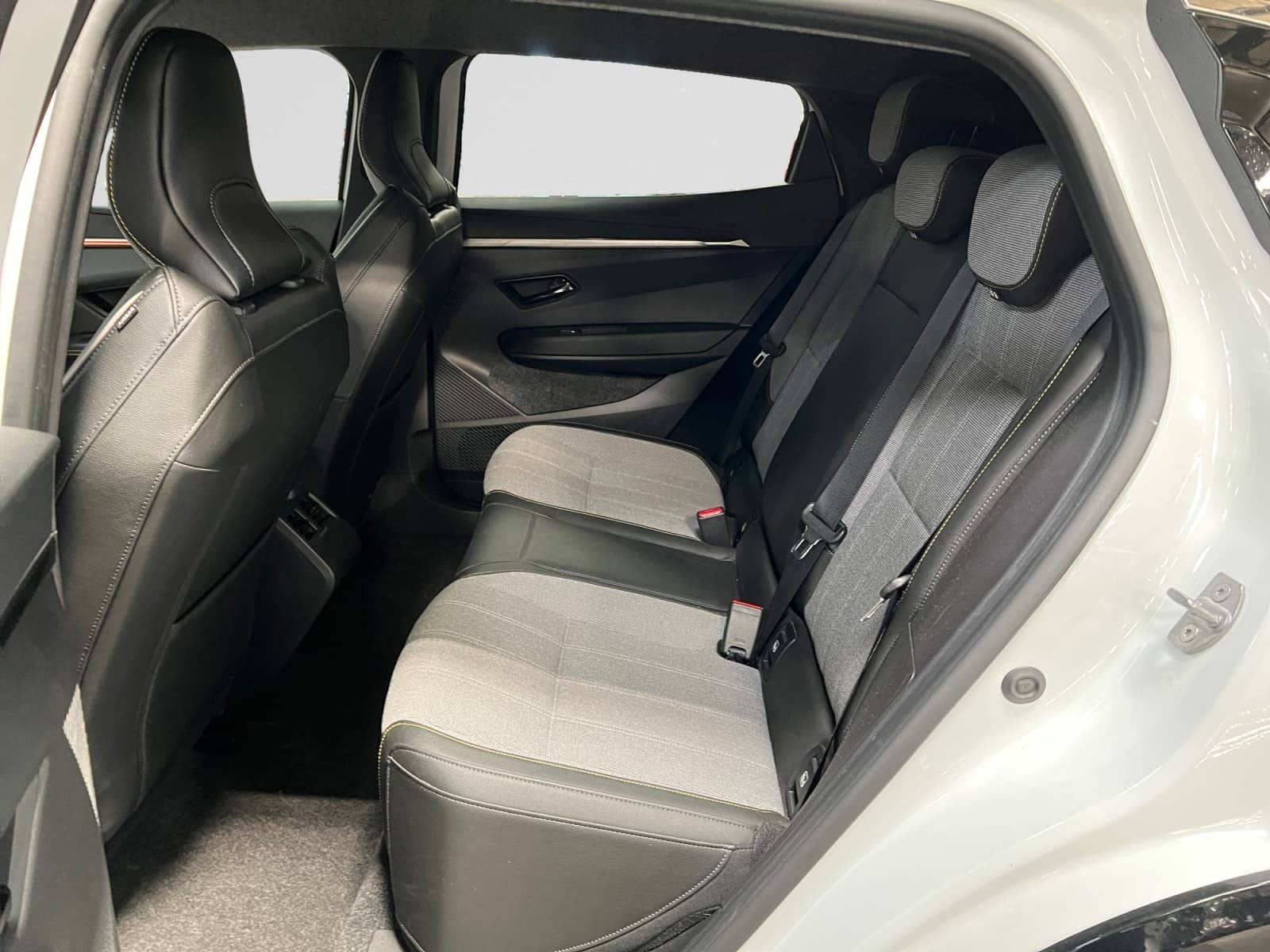 Vente en ligne Renault Megane E-Tech  220 ch autonomie confort GSR2 au prix de 32 990 €
