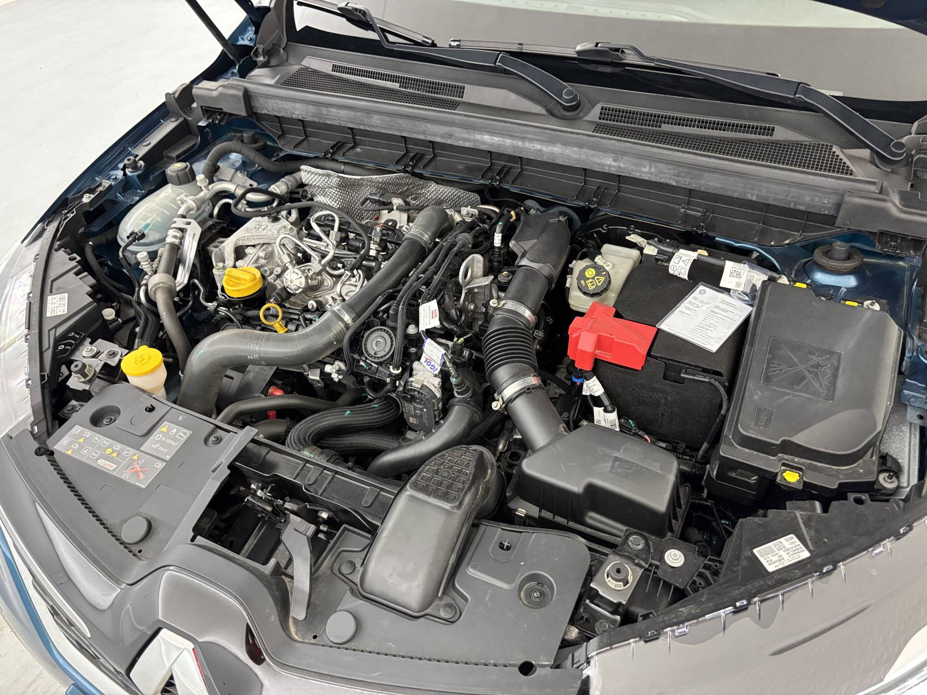 Vente en ligne Renault Arkana  mild hybrid 140 EDC FAP - 22 au prix de 18 250 €