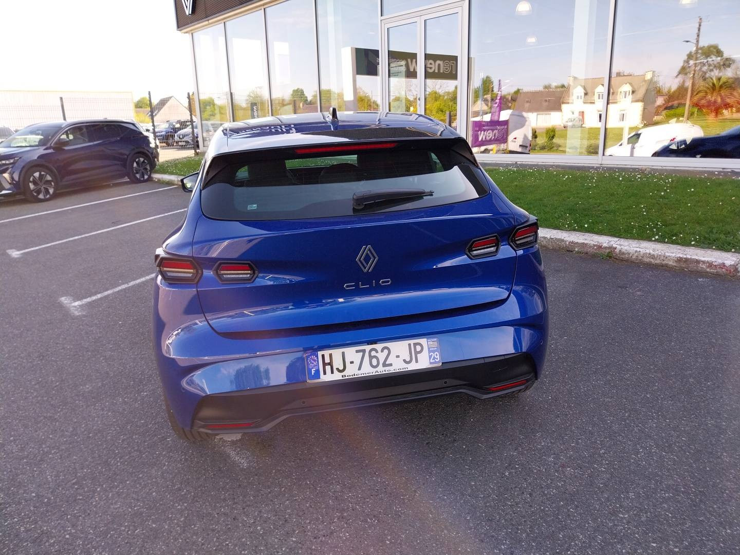 Vente en ligne Renault Clio 6 Clio TCe 115 ch au prix de 21 800 €