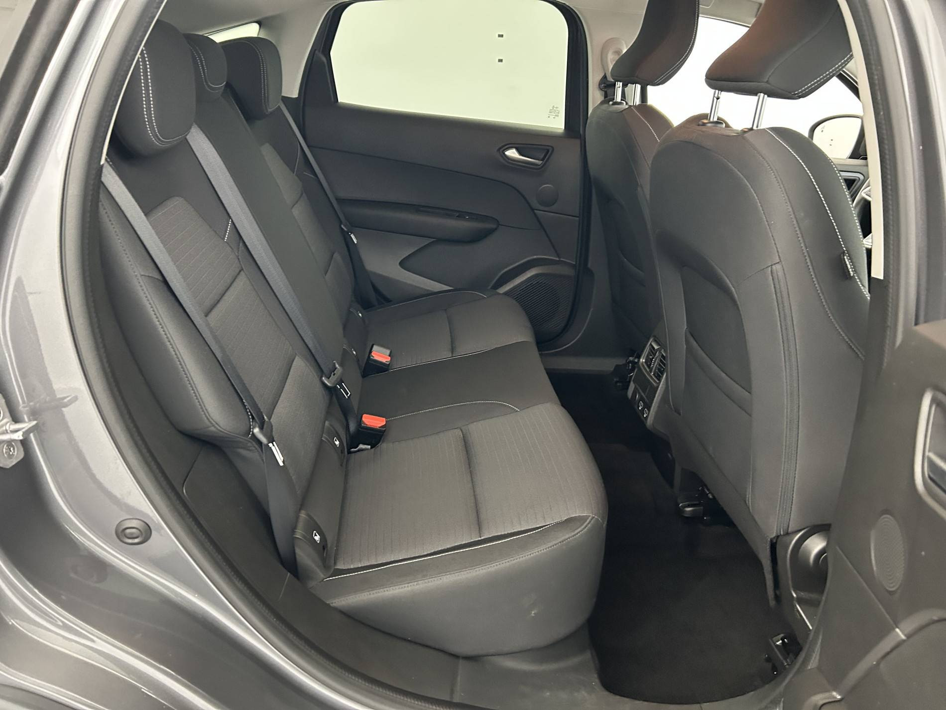 Vente en ligne Renault Arkana  E-Tech hybride 145 - 22 au prix de 19 690 €