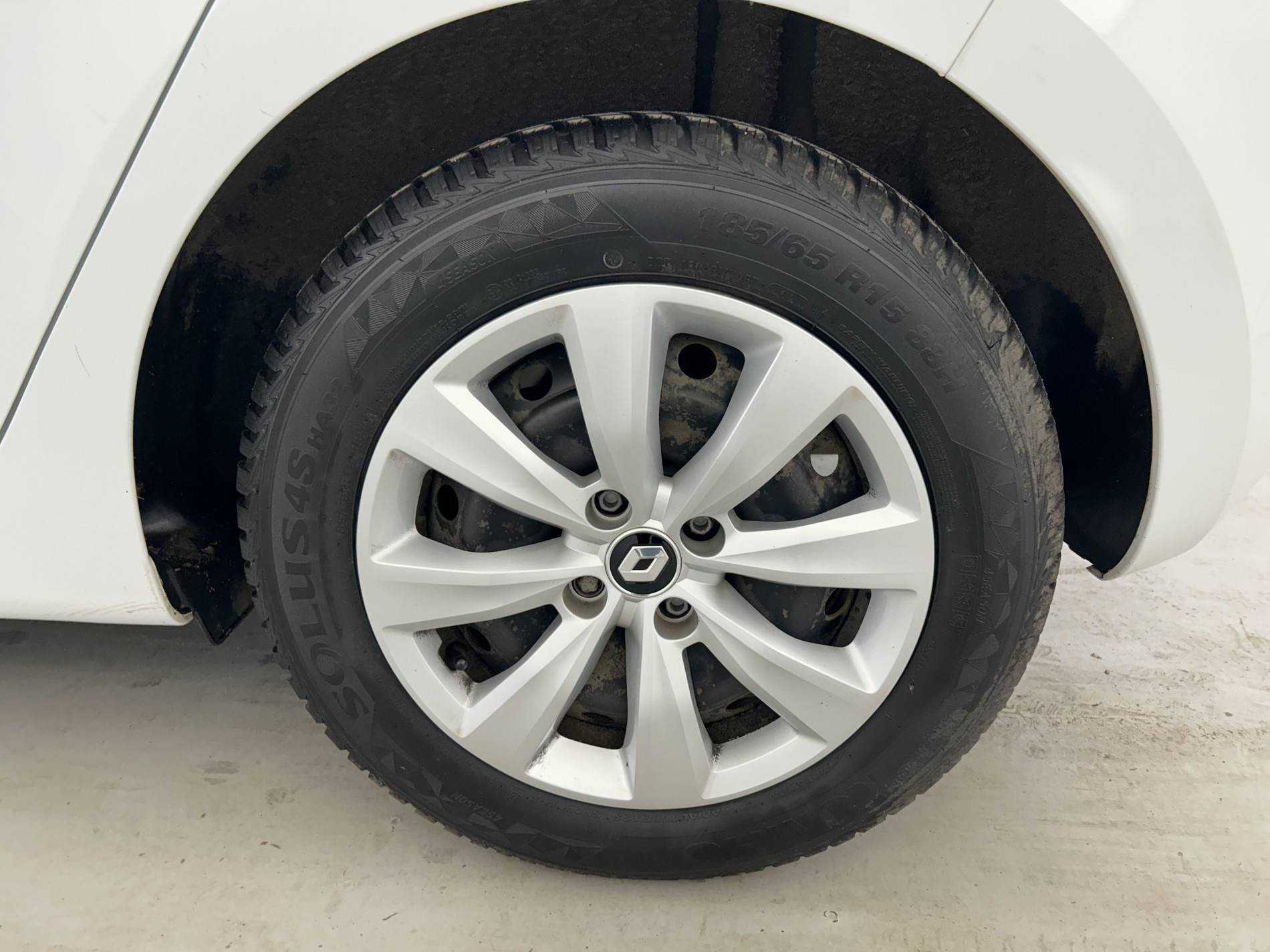 Vente en ligne Renault Clio 5 Clio SCe 65 au prix de 11 990 €