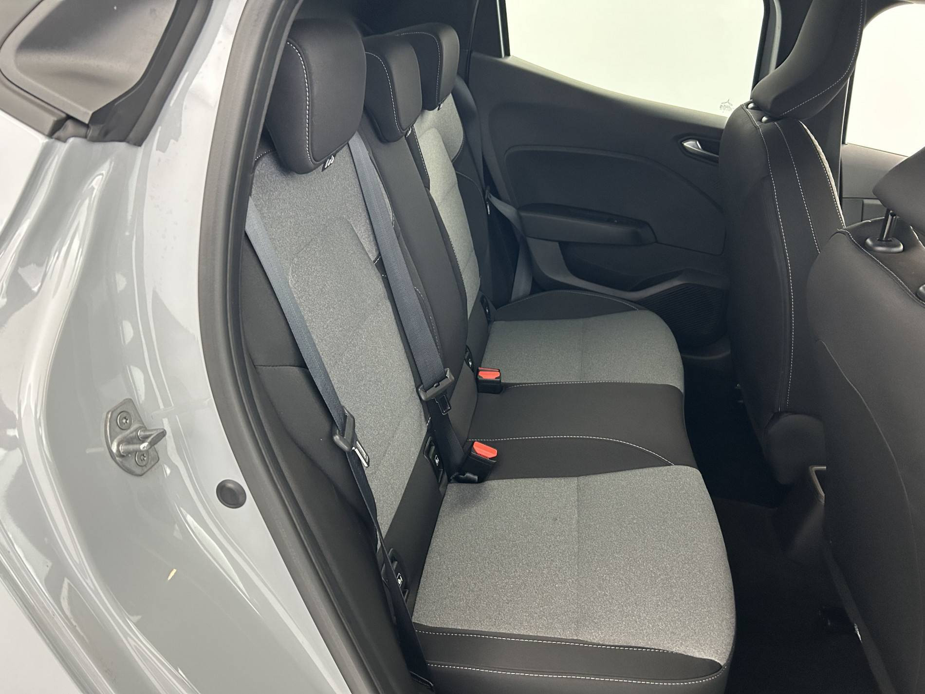 Vente en ligne Renault Clio 5 Clio Blue dCi 100 ch GSR2 au prix de 17 490 €