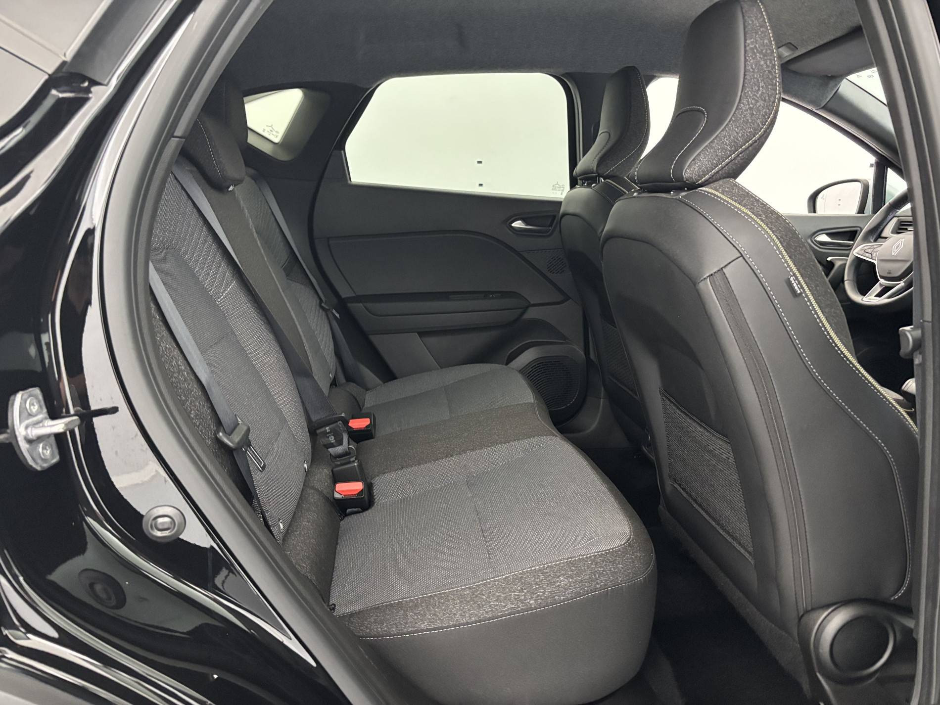 Vente en ligne Renault Captur  E-Tech full hybrid 160 ch au prix de 26 490 €