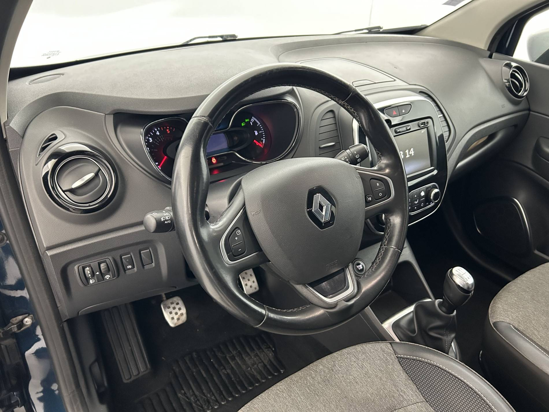 Vente en ligne Renault Captur  dCi 90 au prix de 10 990 €