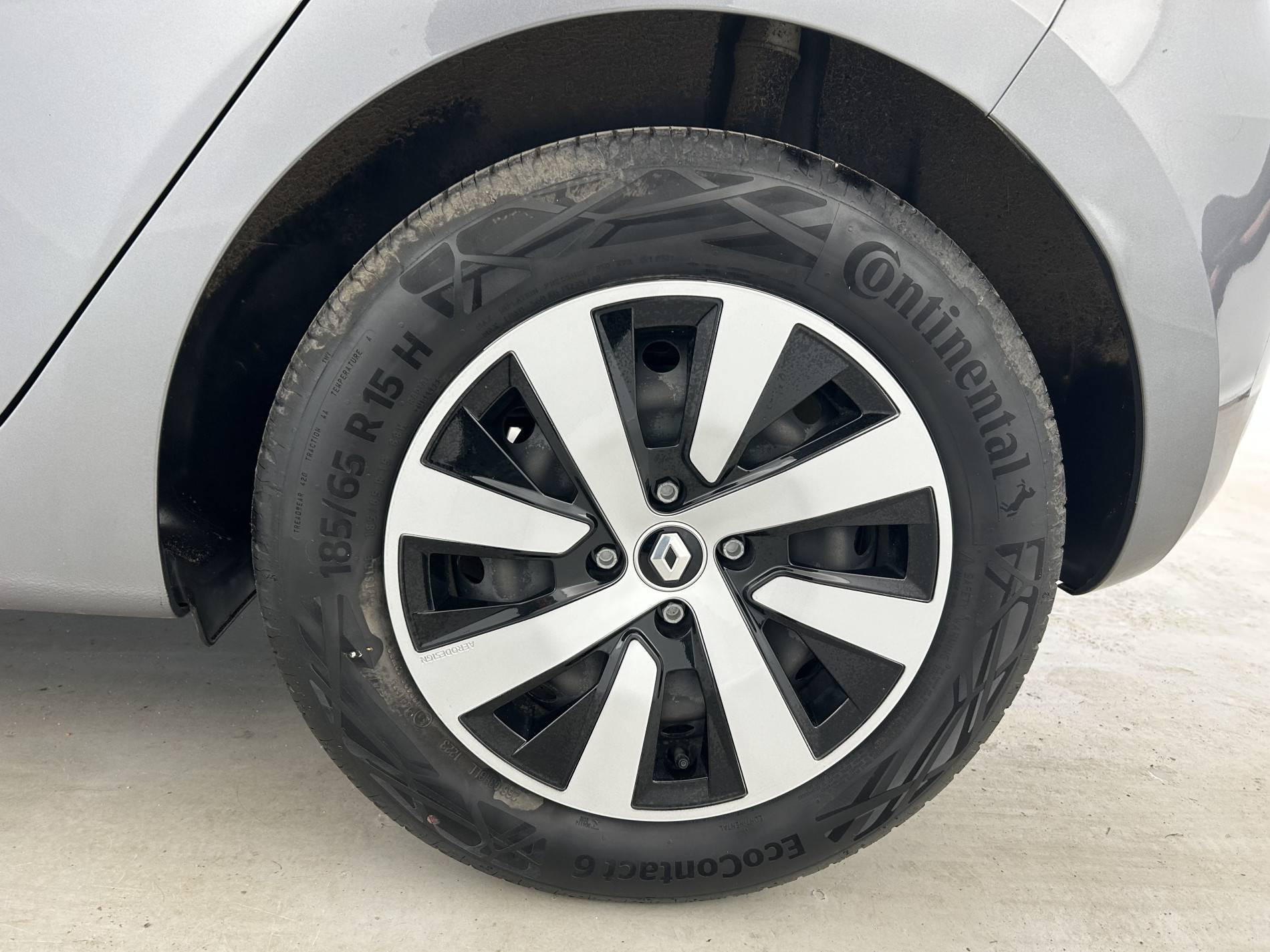 Vente en ligne Renault Clio 5 Clio TCe 90 au prix de 14 490 €