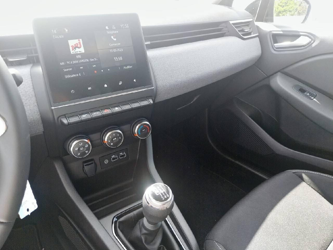 Vente en ligne Renault Clio 5 Clio Blue dCi 100 ch au prix de 18 890 €