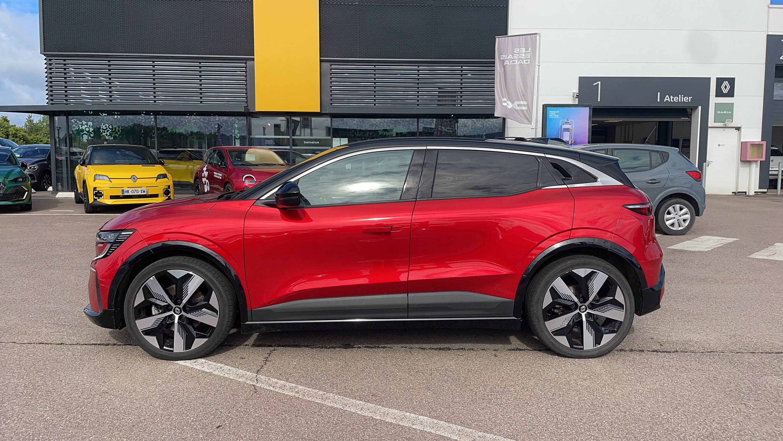 Vente en ligne Renault Megane E-Tech  EV40 130ch standard charge au prix de 23 491 €