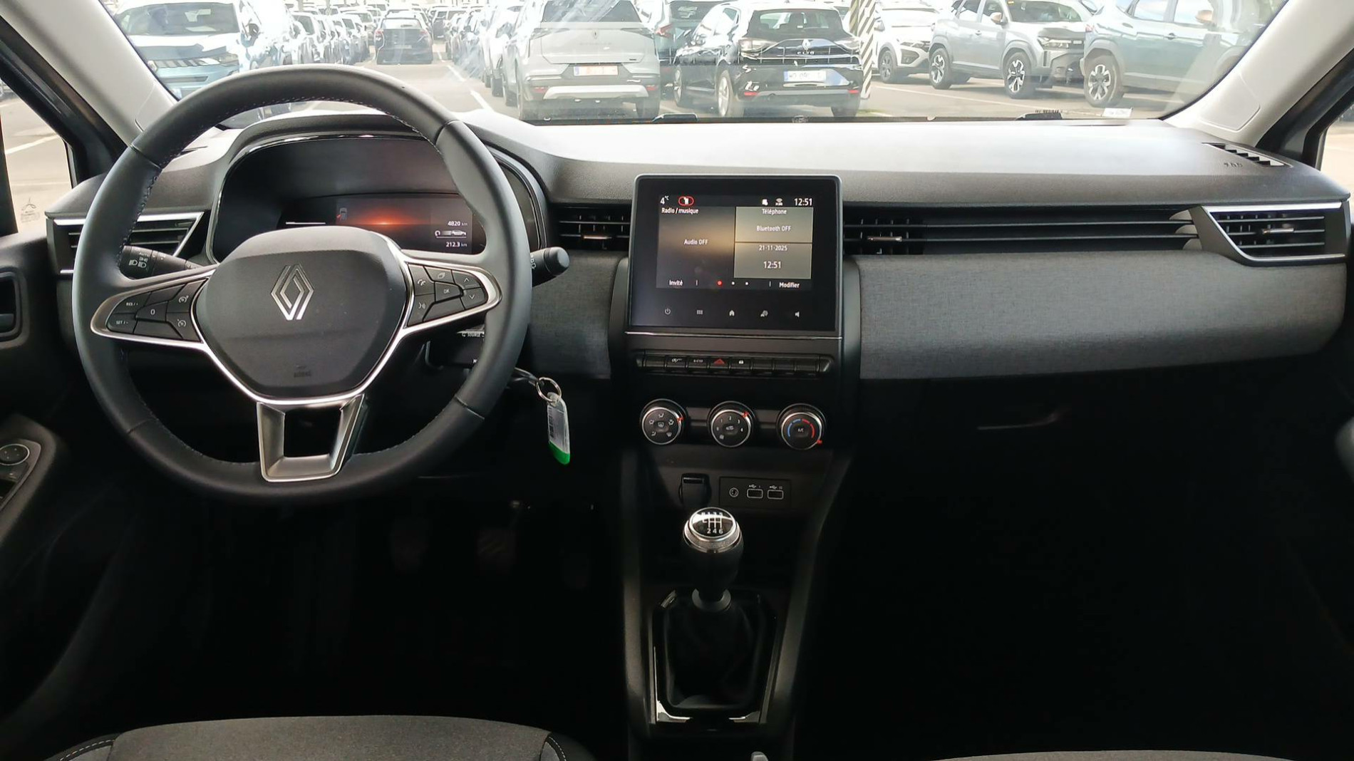 Vente en ligne Renault Clio 5 Clio Blue dCi 100 ch GSR2 au prix de 18 490 €