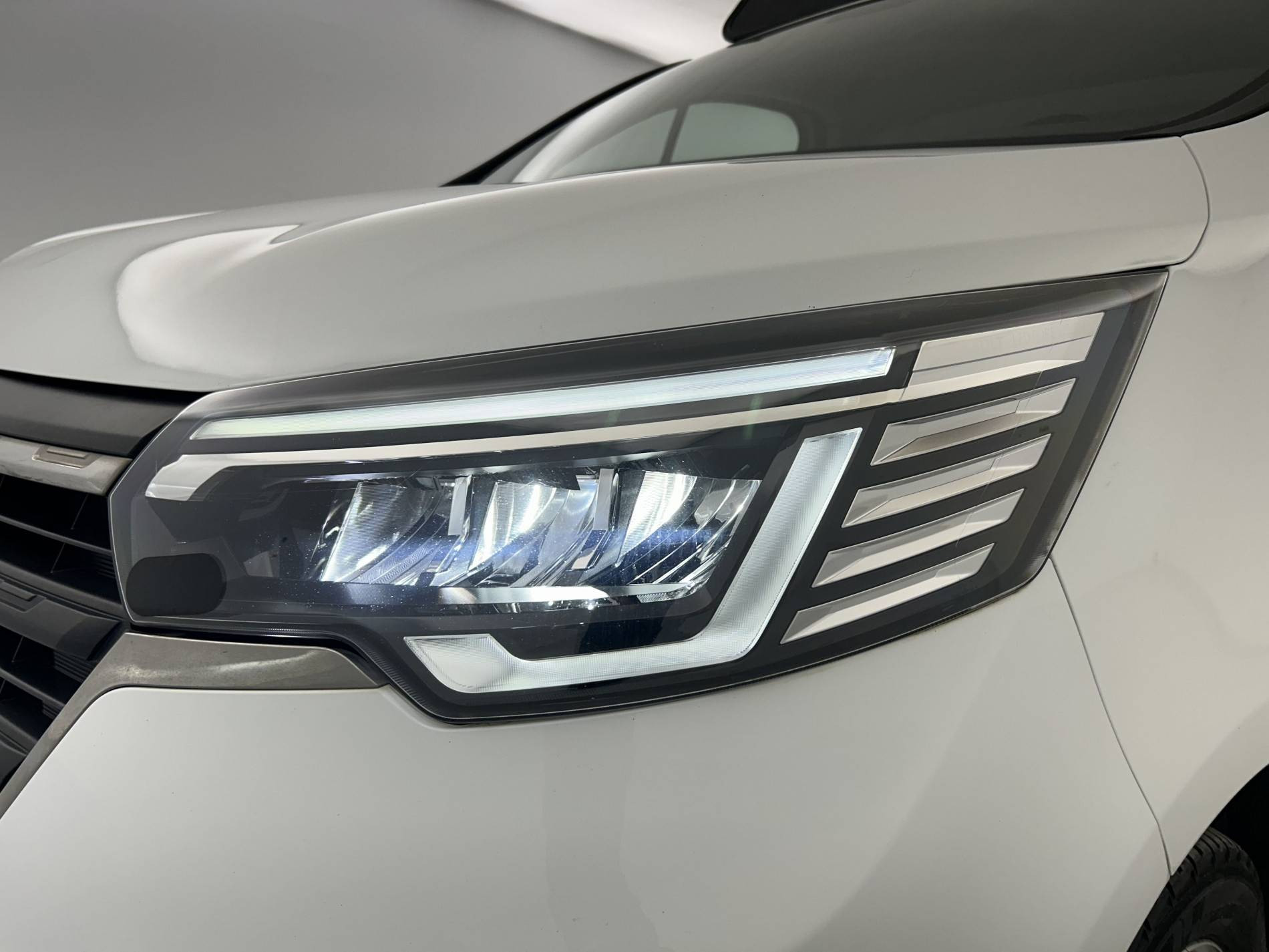 Vente en ligne Renault Trafic 3 Fourgon TRAFIC FGN L1H1 2800 KG BLUE DCI 110 au prix de 20 990 €