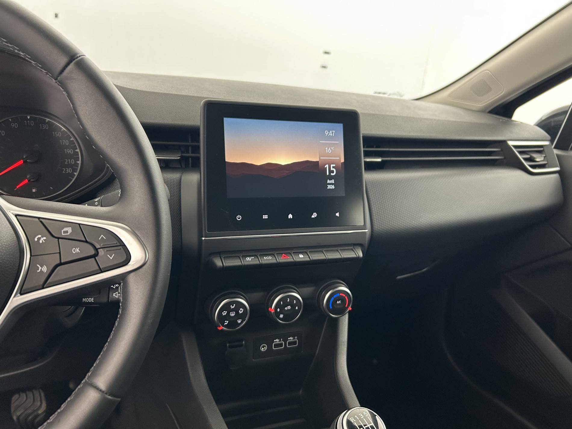 Vente en ligne Renault Clio 5 Clio TCe 90 au prix de 13 990 €