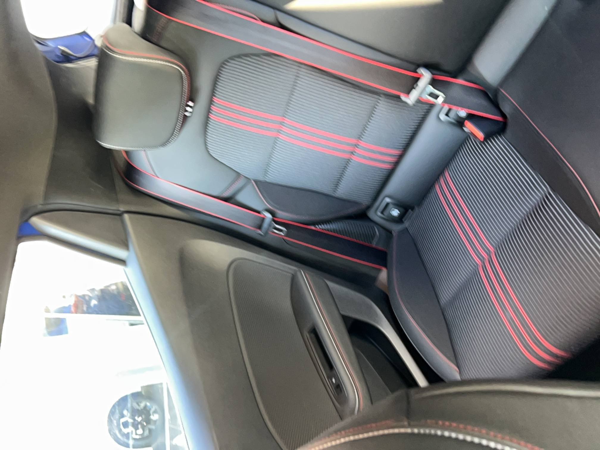 Vente en ligne Renault Clio 5 Clio E-Tech 140 - 21N au prix de 17 490 €