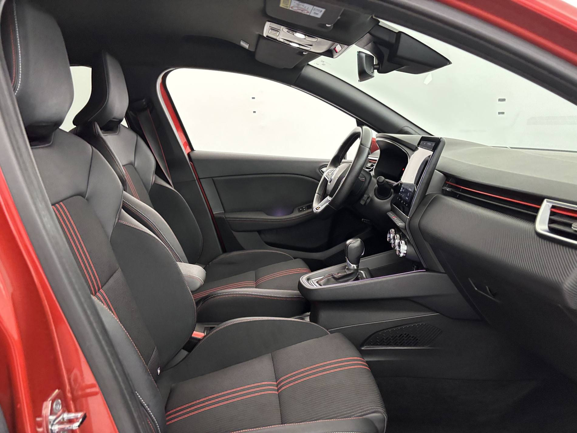 Vente en ligne Renault Clio 5 Clio E-Tech 140 - 21N au prix de 18 390 €