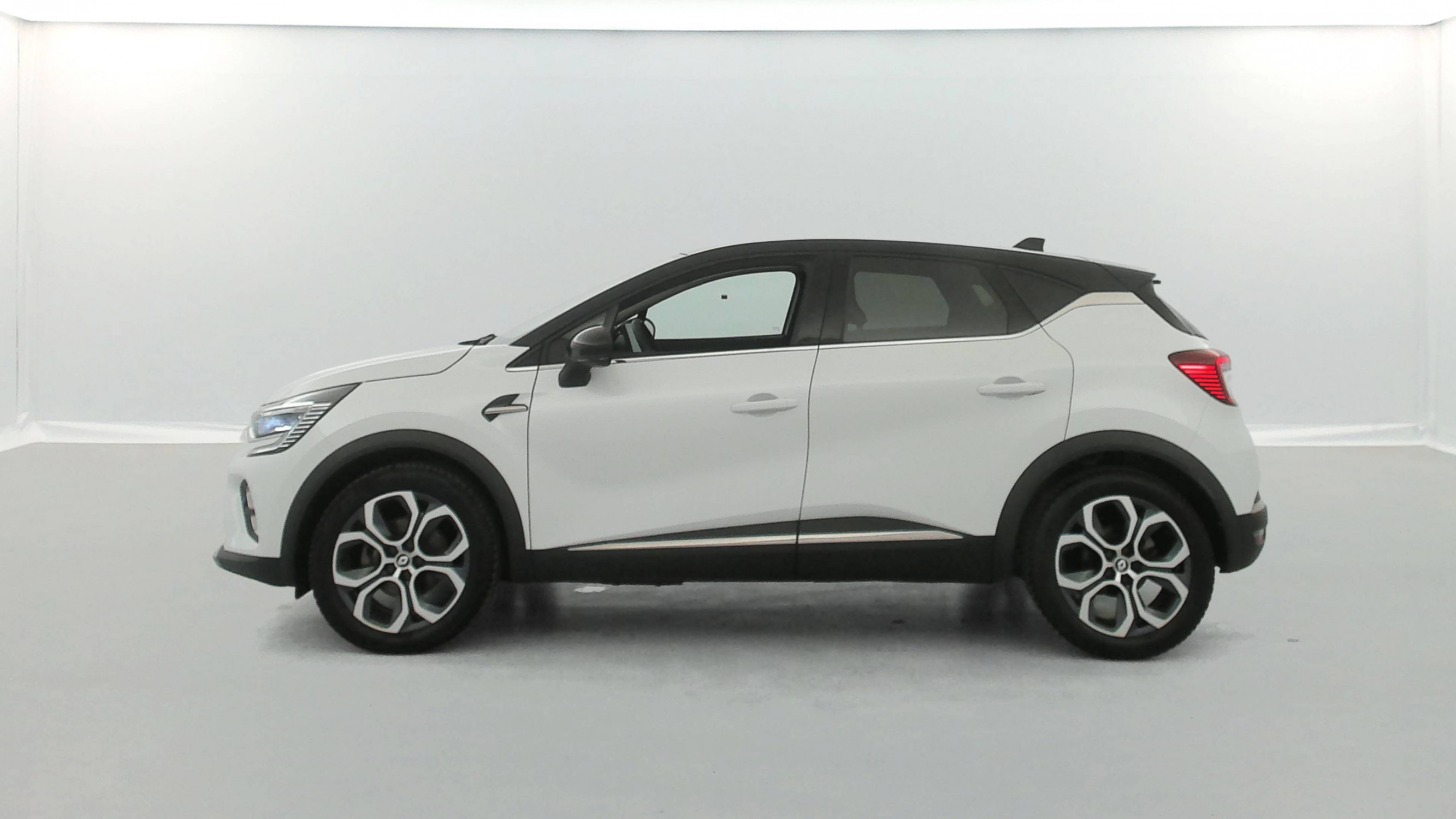 Vente en ligne Renault Captur  E-Tech full hybrid 145 au prix de 19 980 €