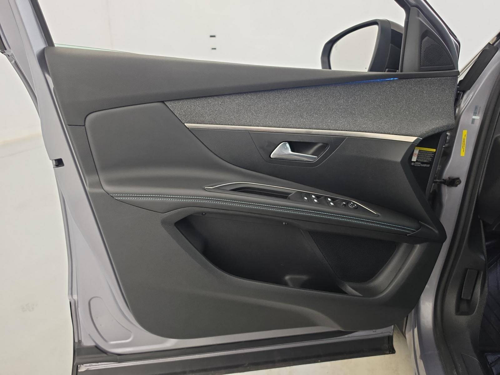 Vente en ligne Peugeot 3008  BlueHDi 130ch S&S EAT8 au prix de 20 990 €